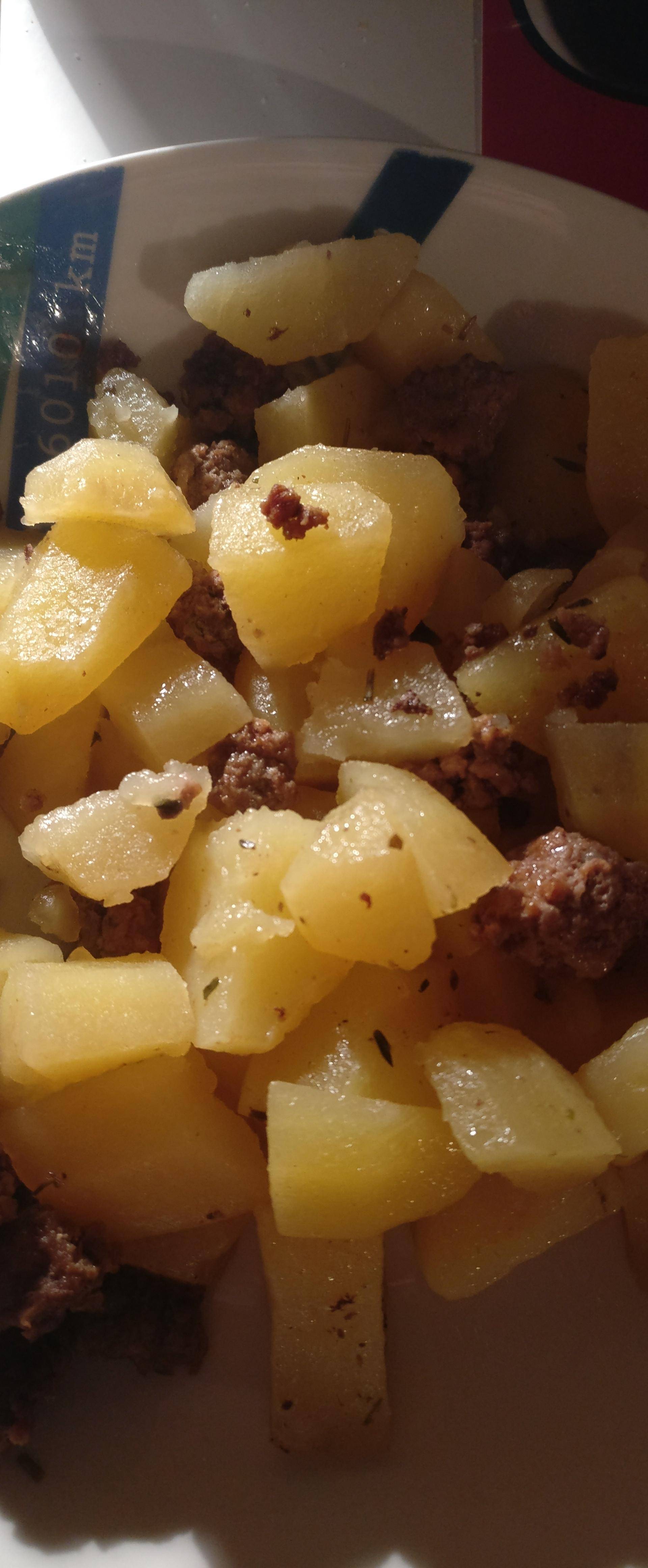 Pomme de terre et steak haché - Recette Cookeo | Moulinex