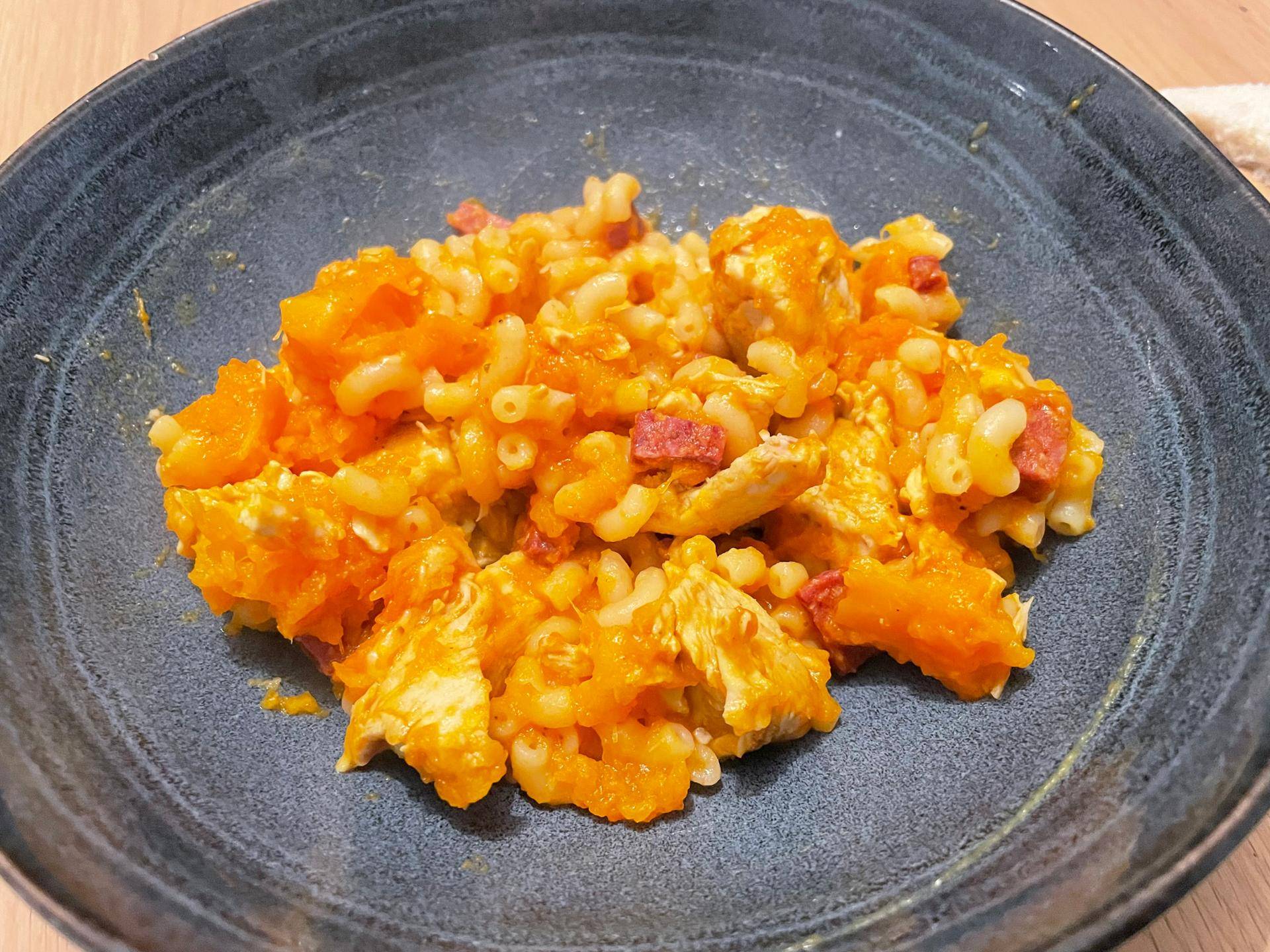 Poulet butternut pâtes chorizo - Recette Cookeo | Moulinex