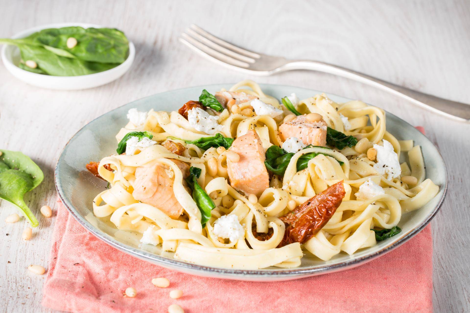 One pot pasta saumon épinards - Recette Cookeo | Moulinex