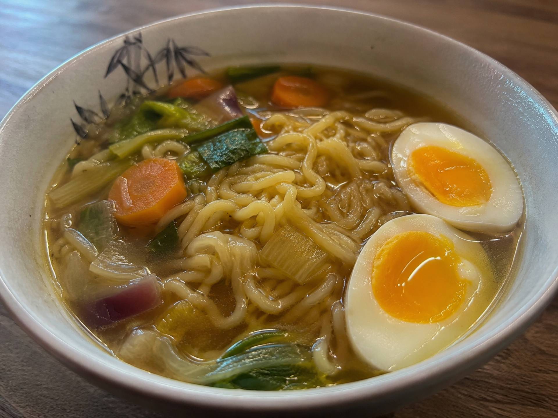 Bouillon de légumes et nouilles - Recette Companion Connect XL | Moulinex