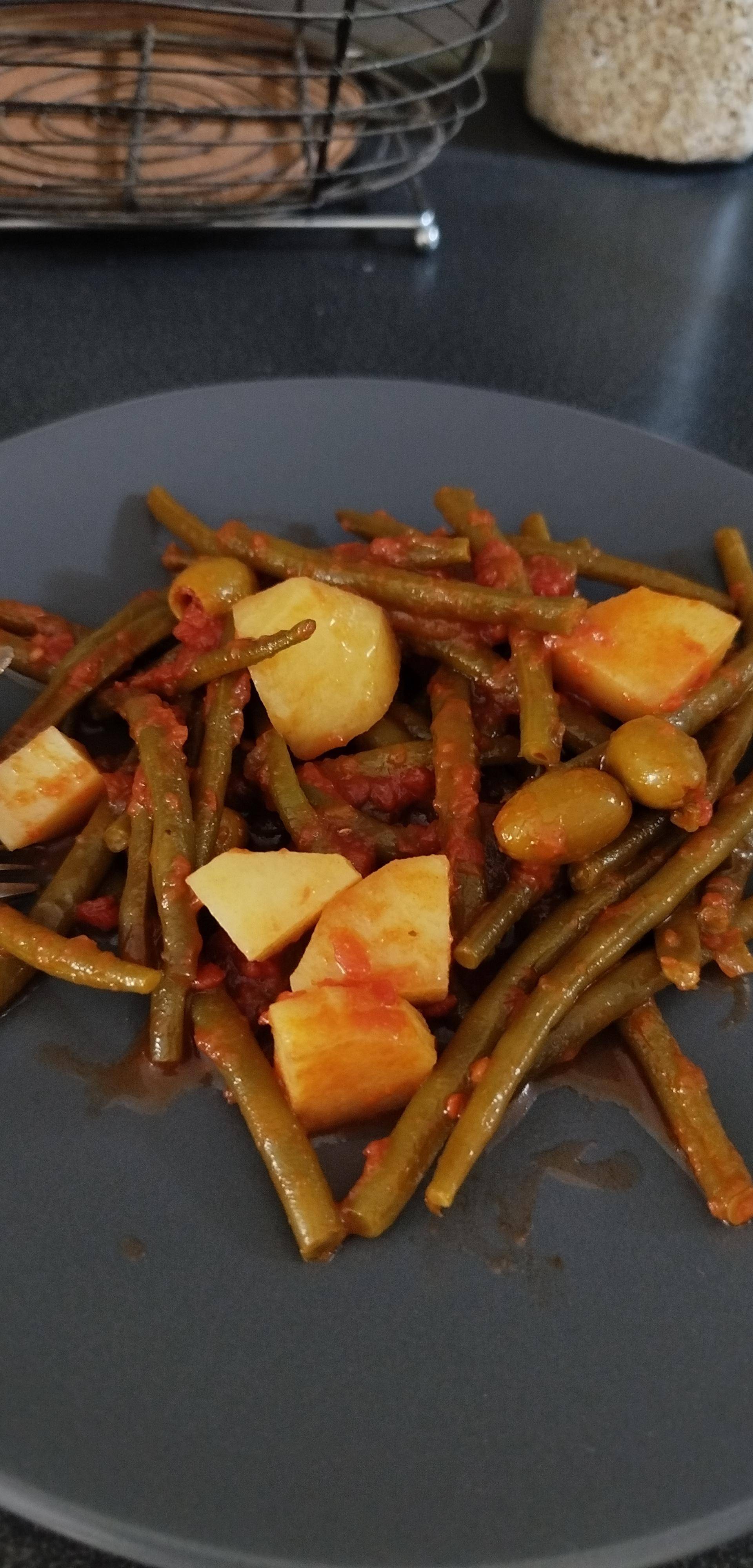 Mijoté de haricots à la tomate et aux olives - Recette Cookeo V3 | Moulinex