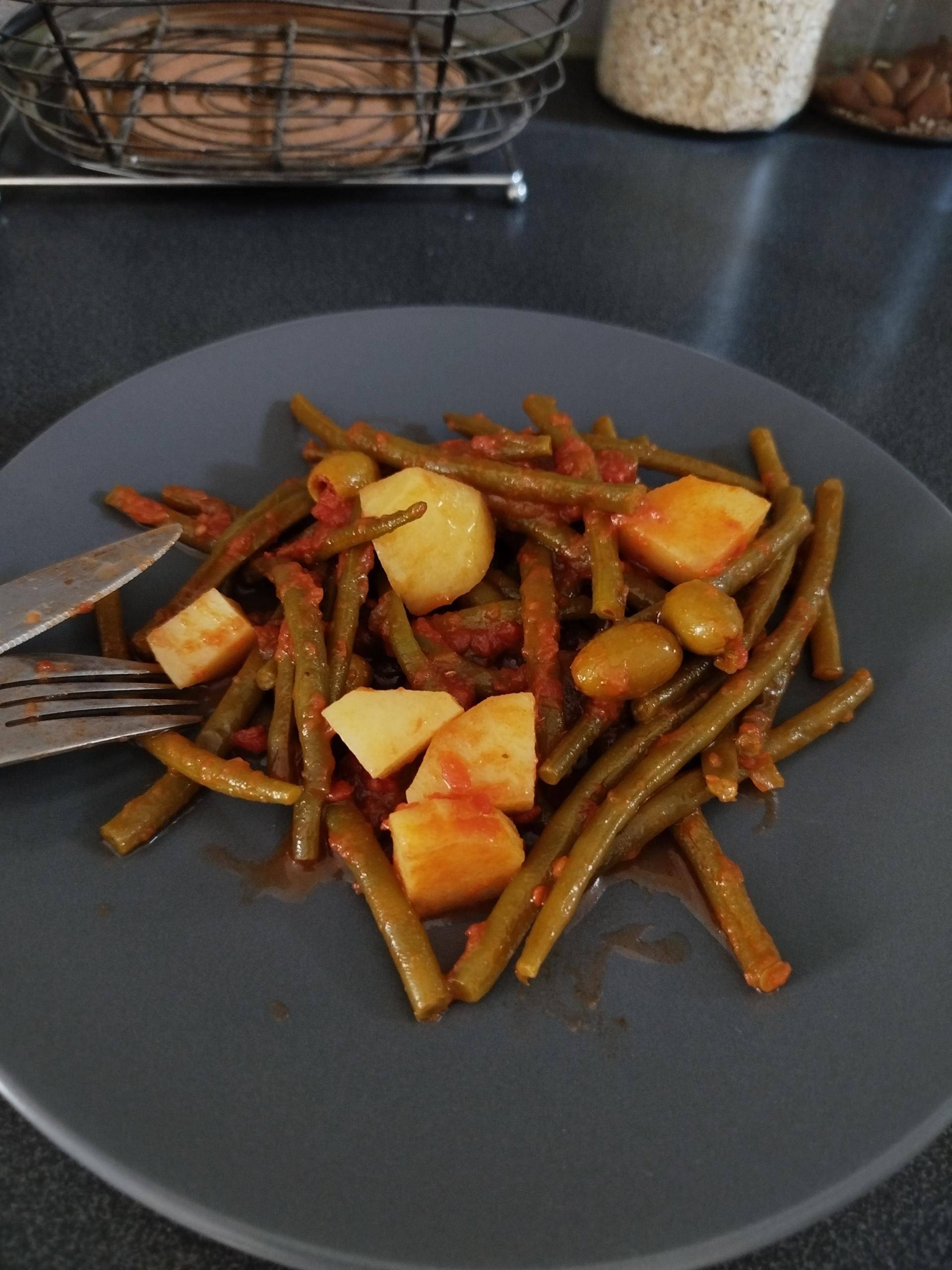 Mijoté de haricots à la tomate et aux olives - Recette Cookeo V3 | Moulinex