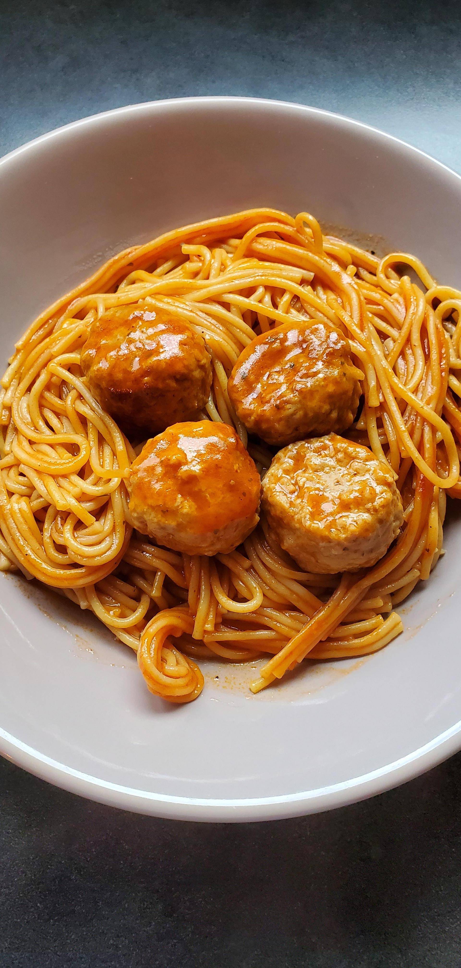 Boulettes de veau et spaghetti à la tomate - Recette Cookeo V3 | Moulinex