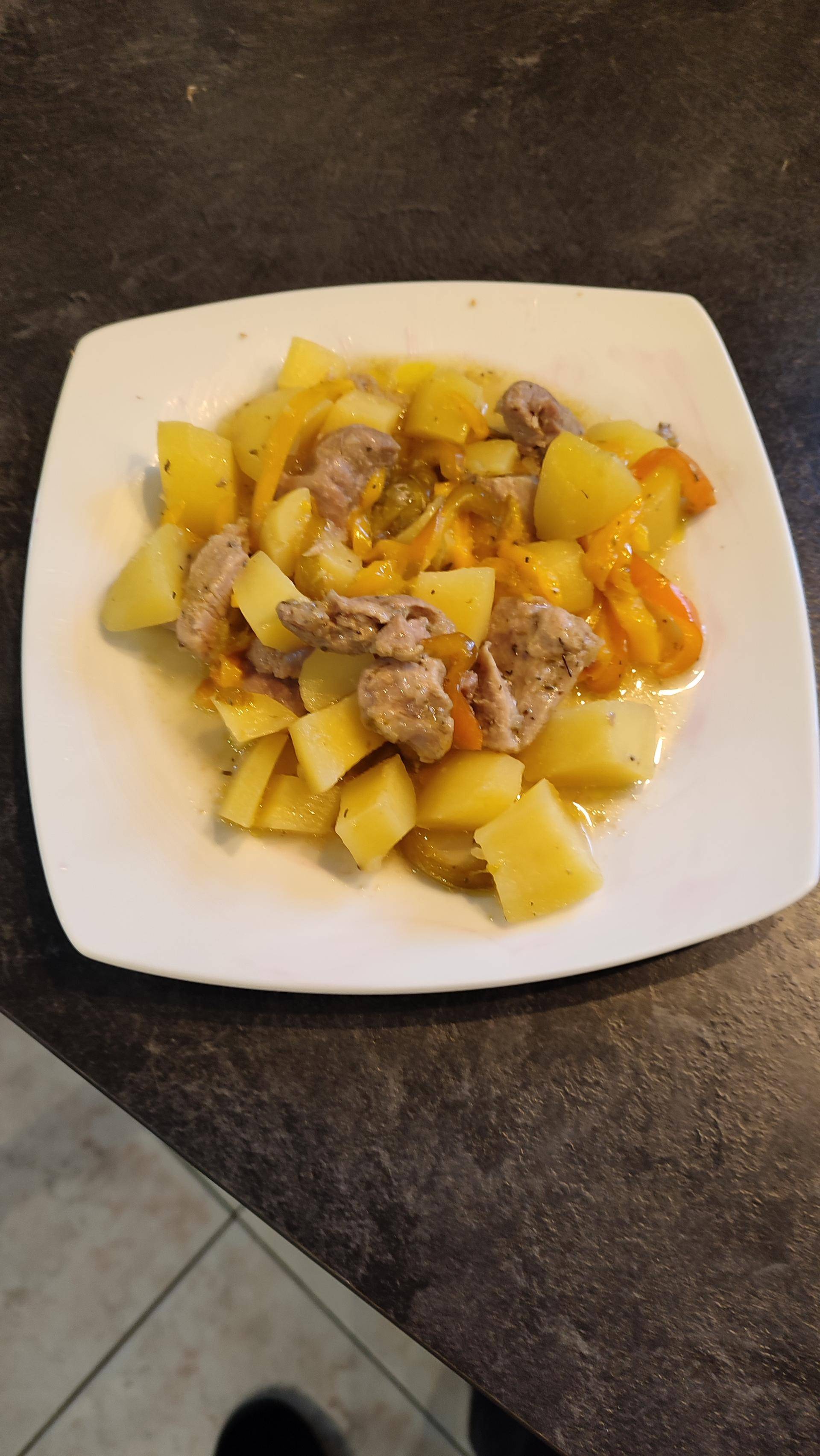 Sauté de dinde aux poivrons et patates - Recepten Cookeo | Moulinex
