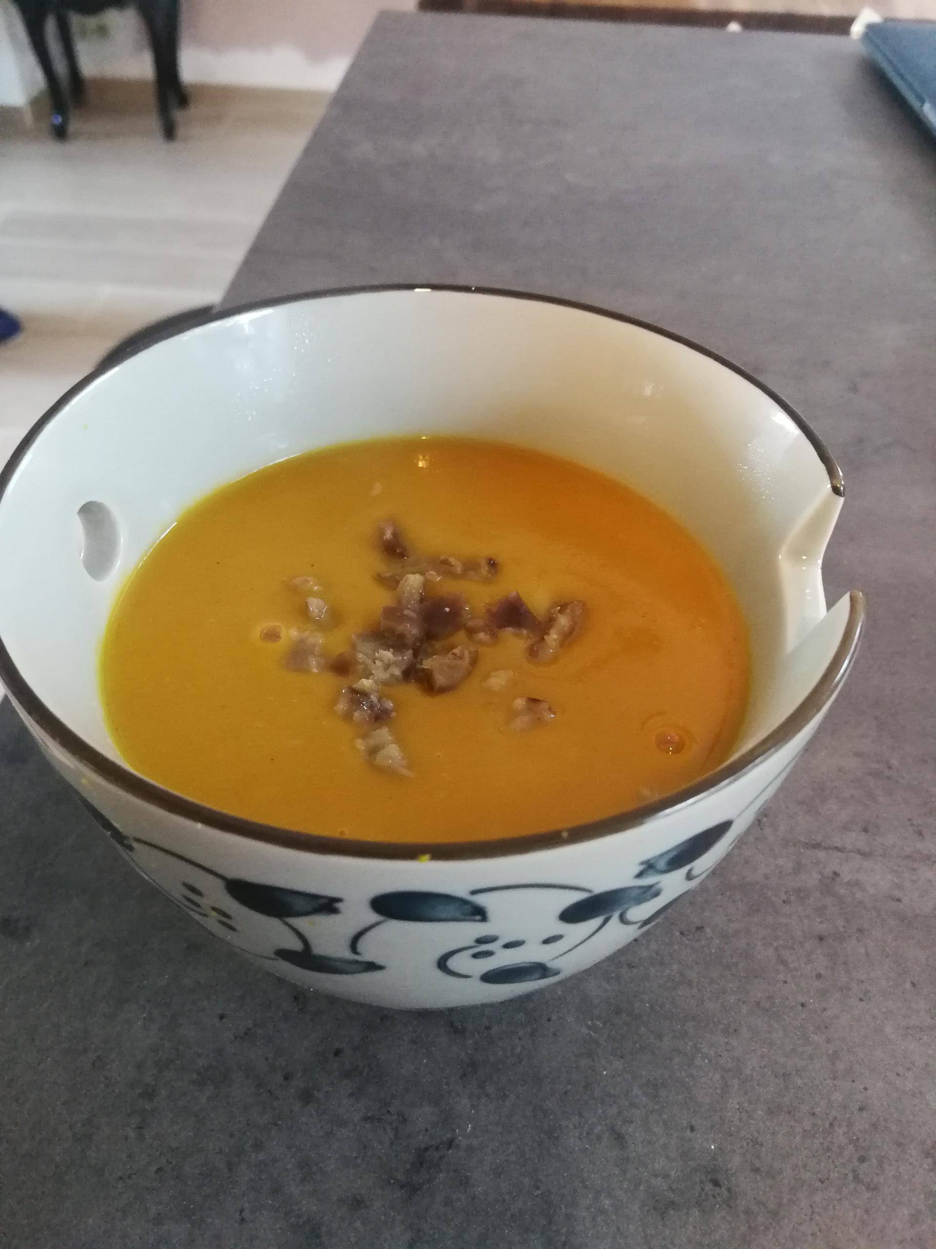 Soupe de potimarron et de châtaignes - Recette Companion Connect | Moulinex