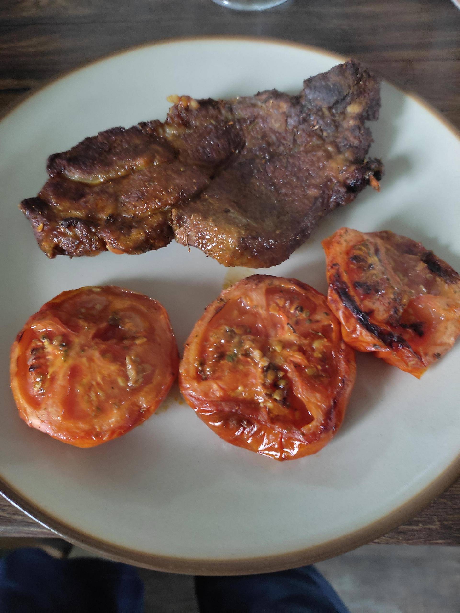 Échine de porc marinée avec tomates provençales - Recepten Cookeo | Moulinex