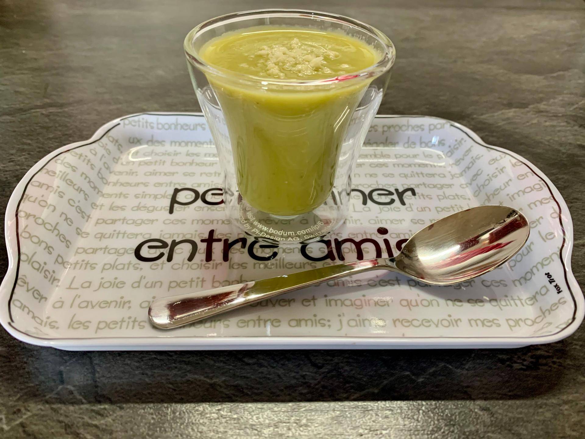 Velouté d’asperges vertes au parmesan - Recette Companion Connect XL | Moulinex