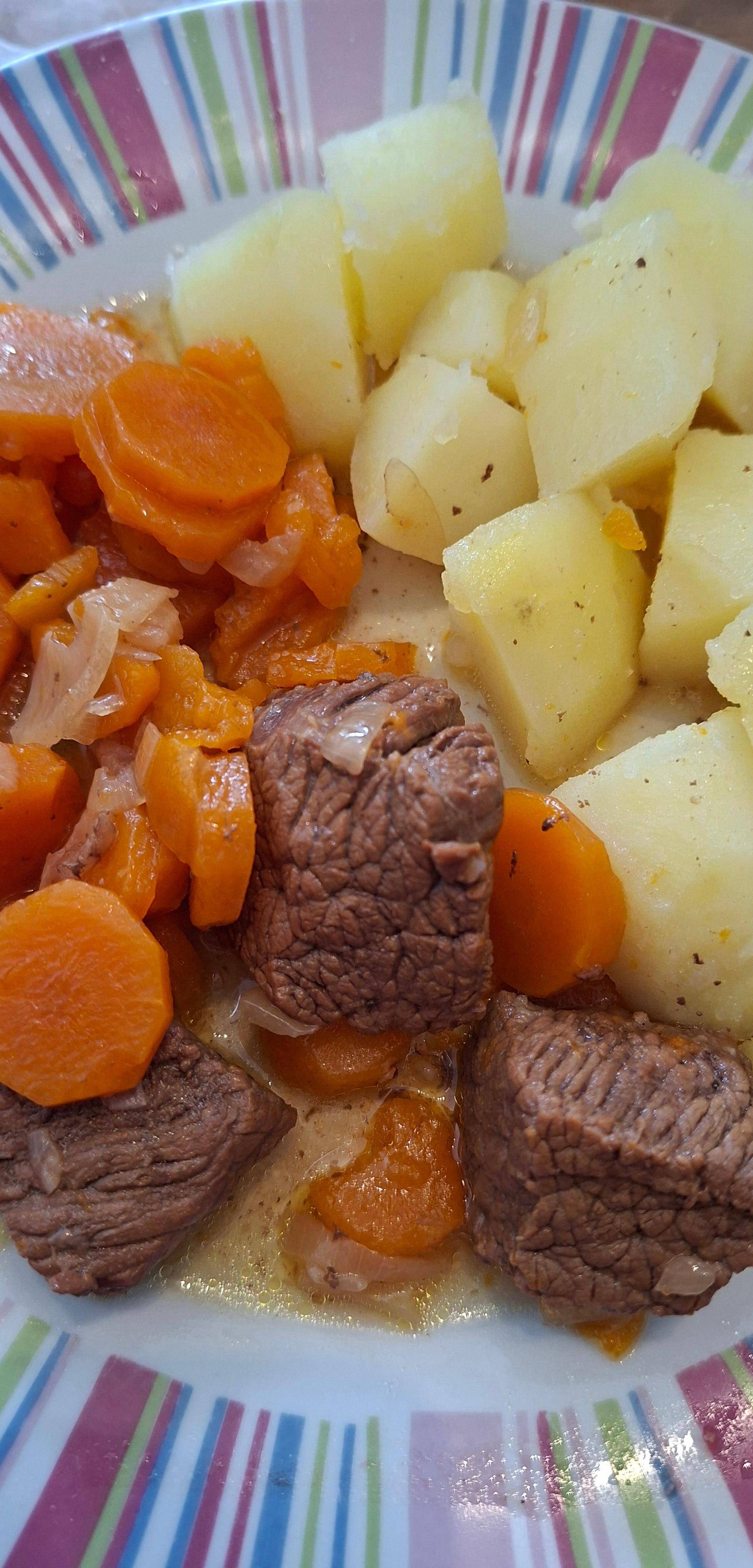 Bœuf mode carottes - Recette Cookeo V3 | Moulinex