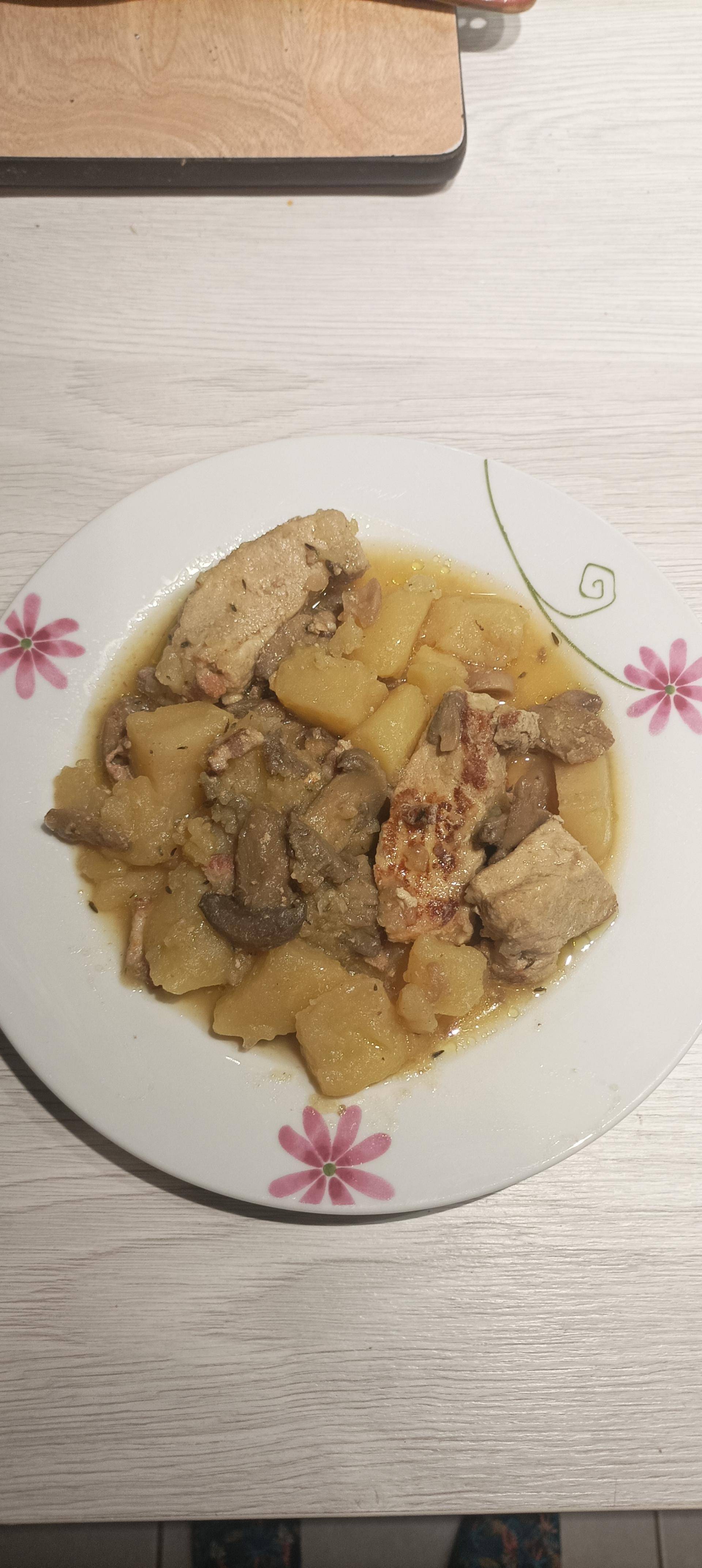Sauté de porc pommes de terre champignons - Recette Cookeo V3 | Moulinex