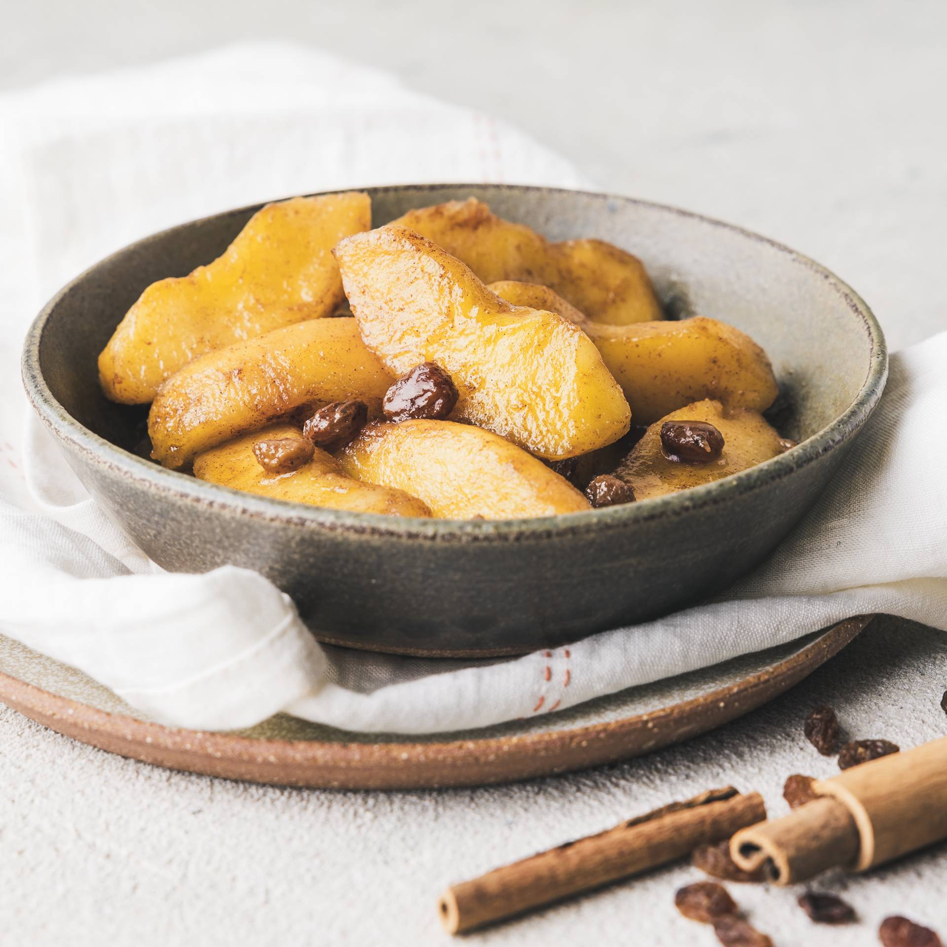 Pommes cuites sous vide à la cannelle - Recette Companion NEO | Moulinex