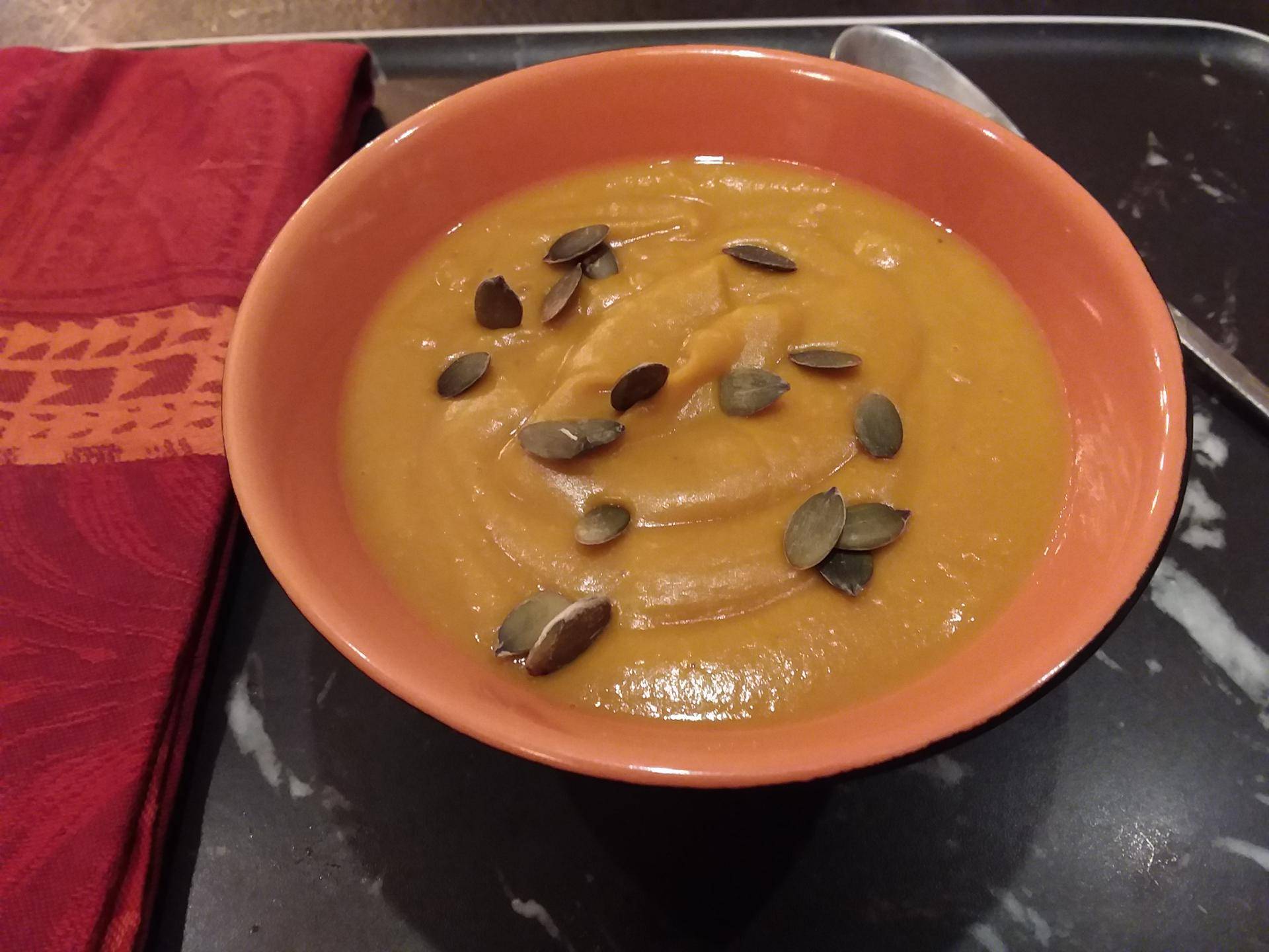 Velouté de lentilles, poireaux et carottes - Recepten Companion Connect XL | Moulinex