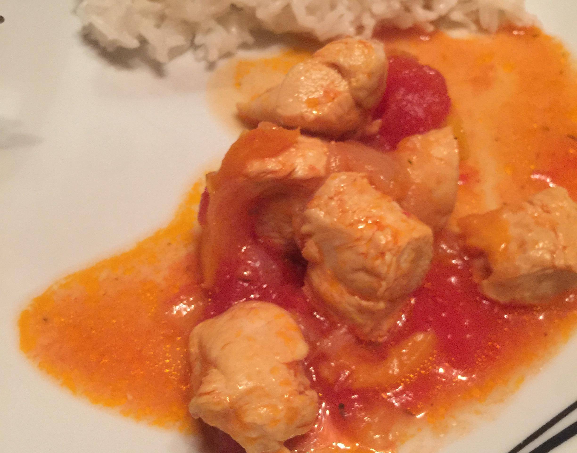 Aiguillettes de poulet sauce tomate poivrons - Recette Cookeo | Moulinex