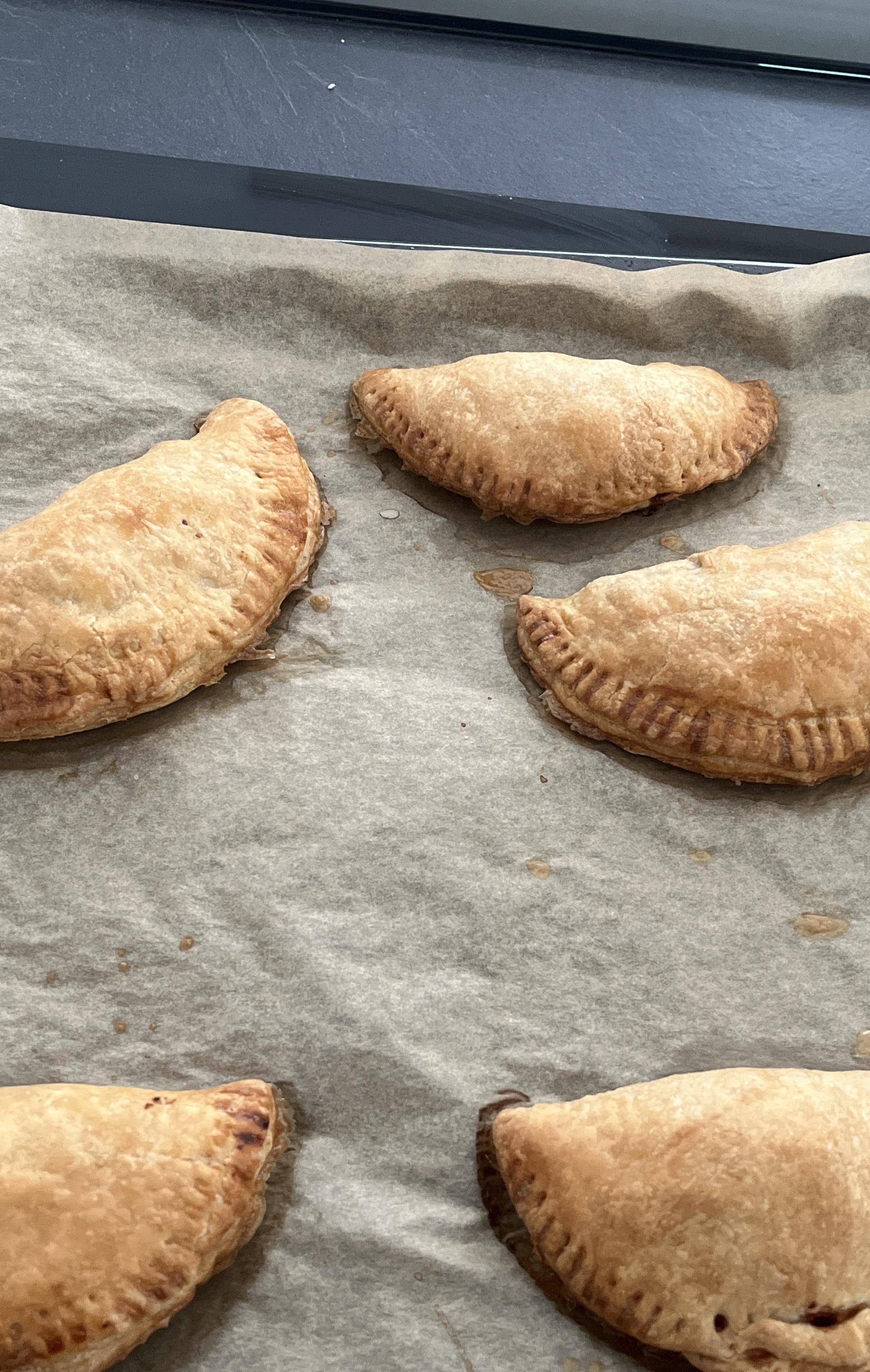 Chaussons aux pommes - Recette Companion Connect XL | Moulinex