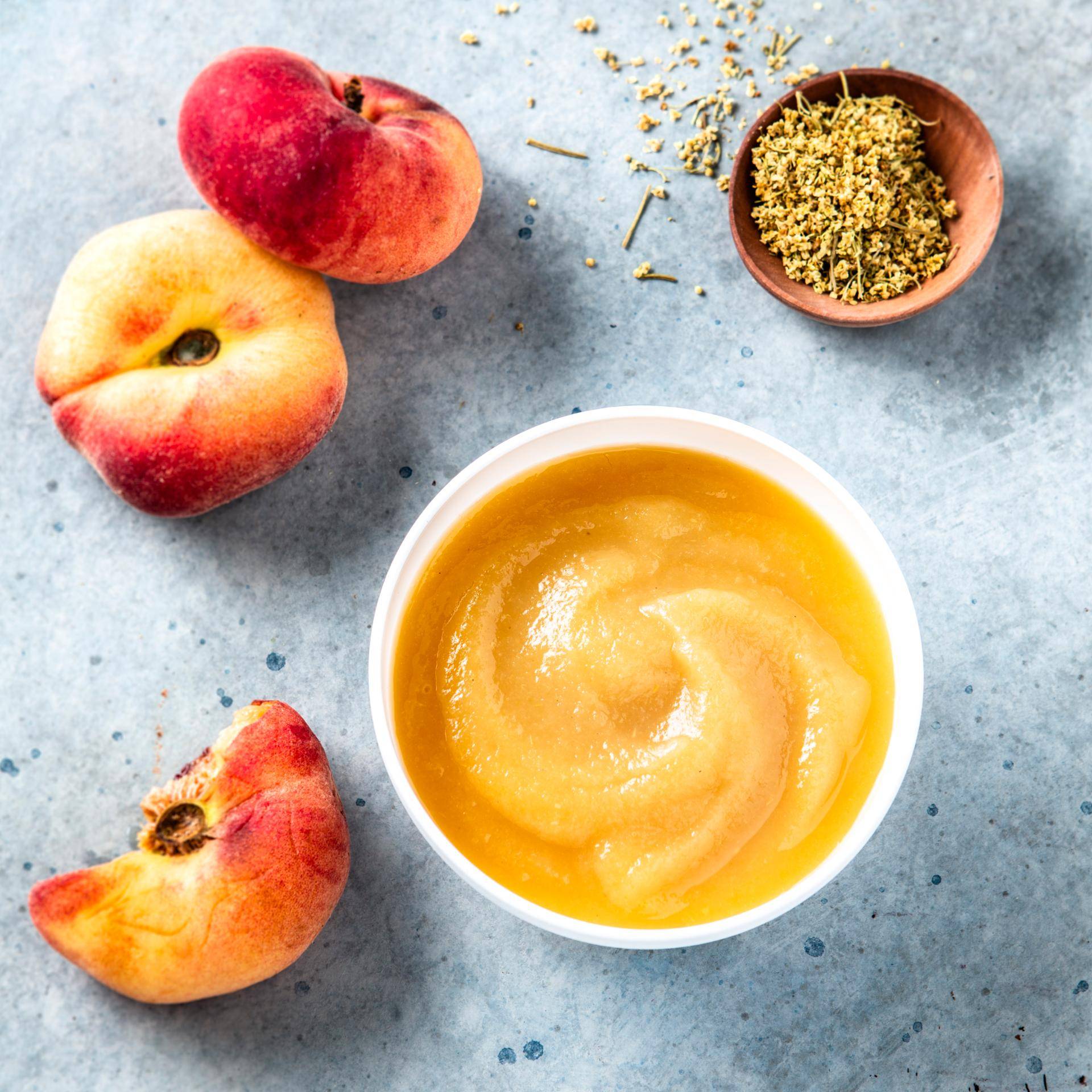 Compote de pêche et fleur de sureau - Recette Quickchef | Moulinex