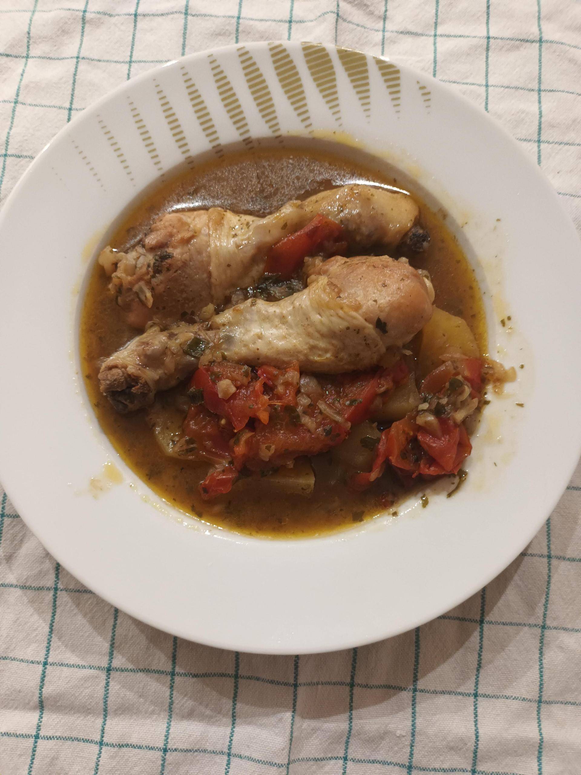 Pilons de poulet avec ces pommes de terre et tomates - Recepten Cookeo | Moulinex
