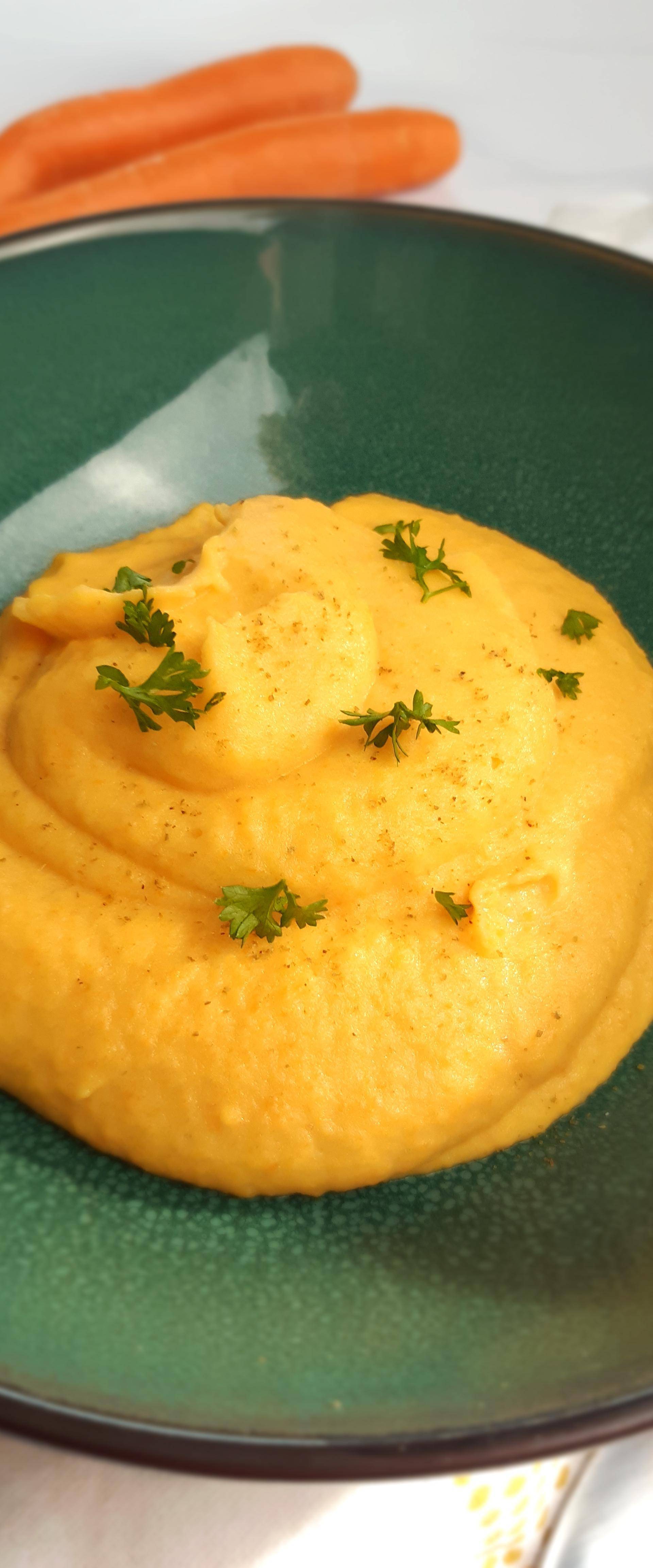 Purée de carottes pommes de terre et St Môret - Recette Companion Connect XL | Moulinex