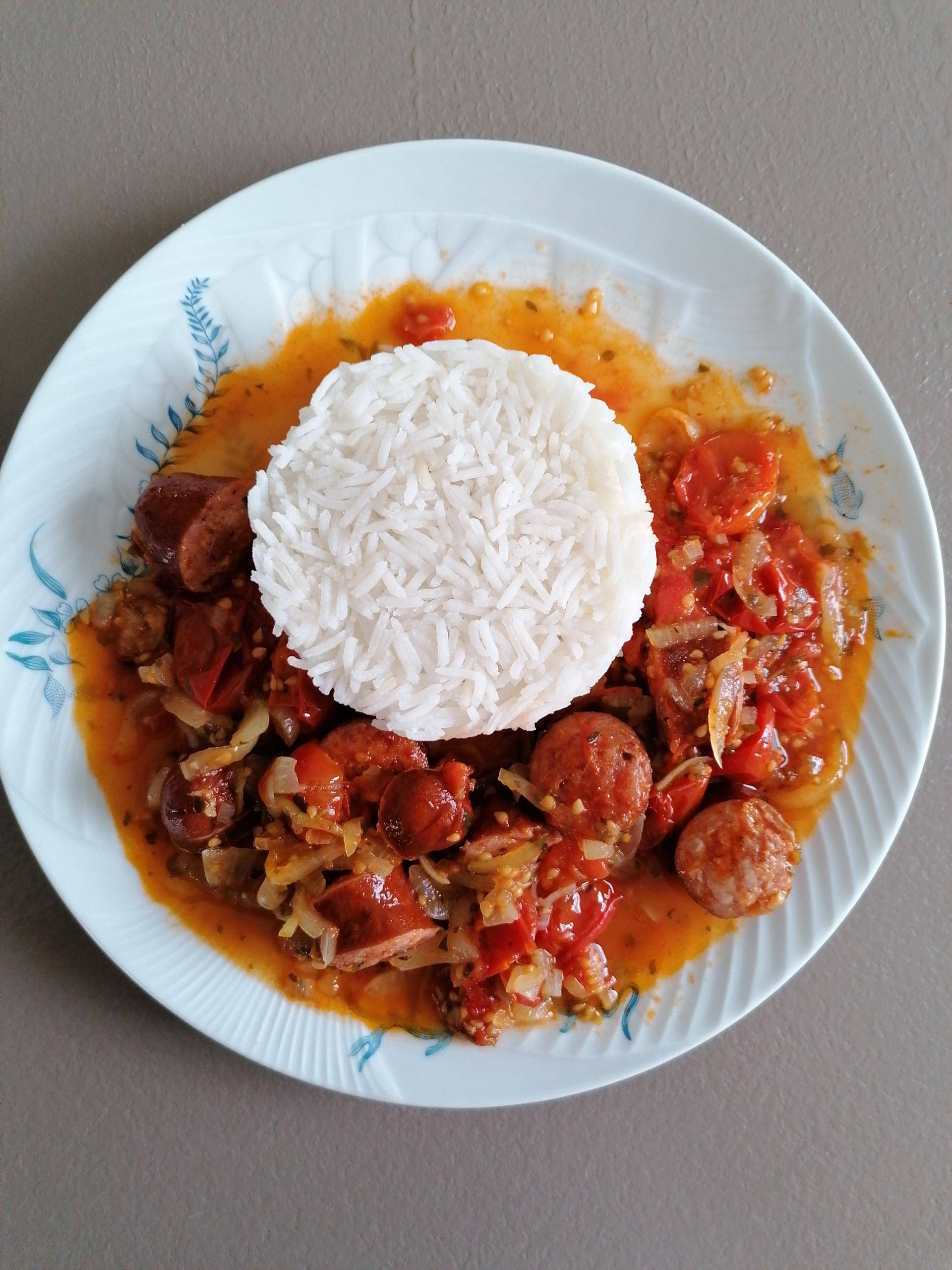 Saucisses fumées aux tomates cerises - Recette Cookeo | Moulinex