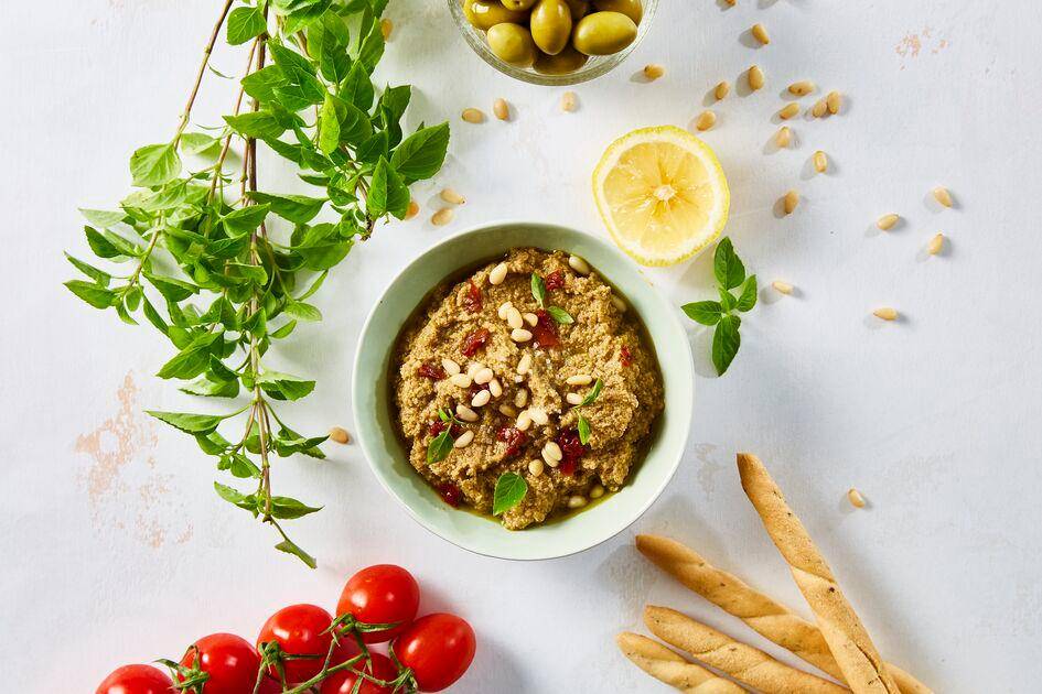 Tapenade d’olives vertes aux tomates confites et pignons torréfiés - Recette Perfectmix + | Moulinex