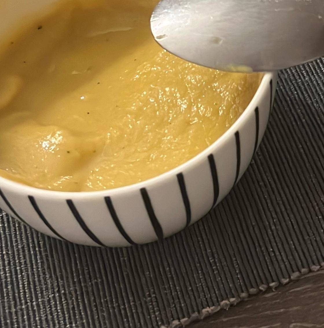 Velouté lentilles corail et courgettes - Recette Companion Connect XL | Moulinex