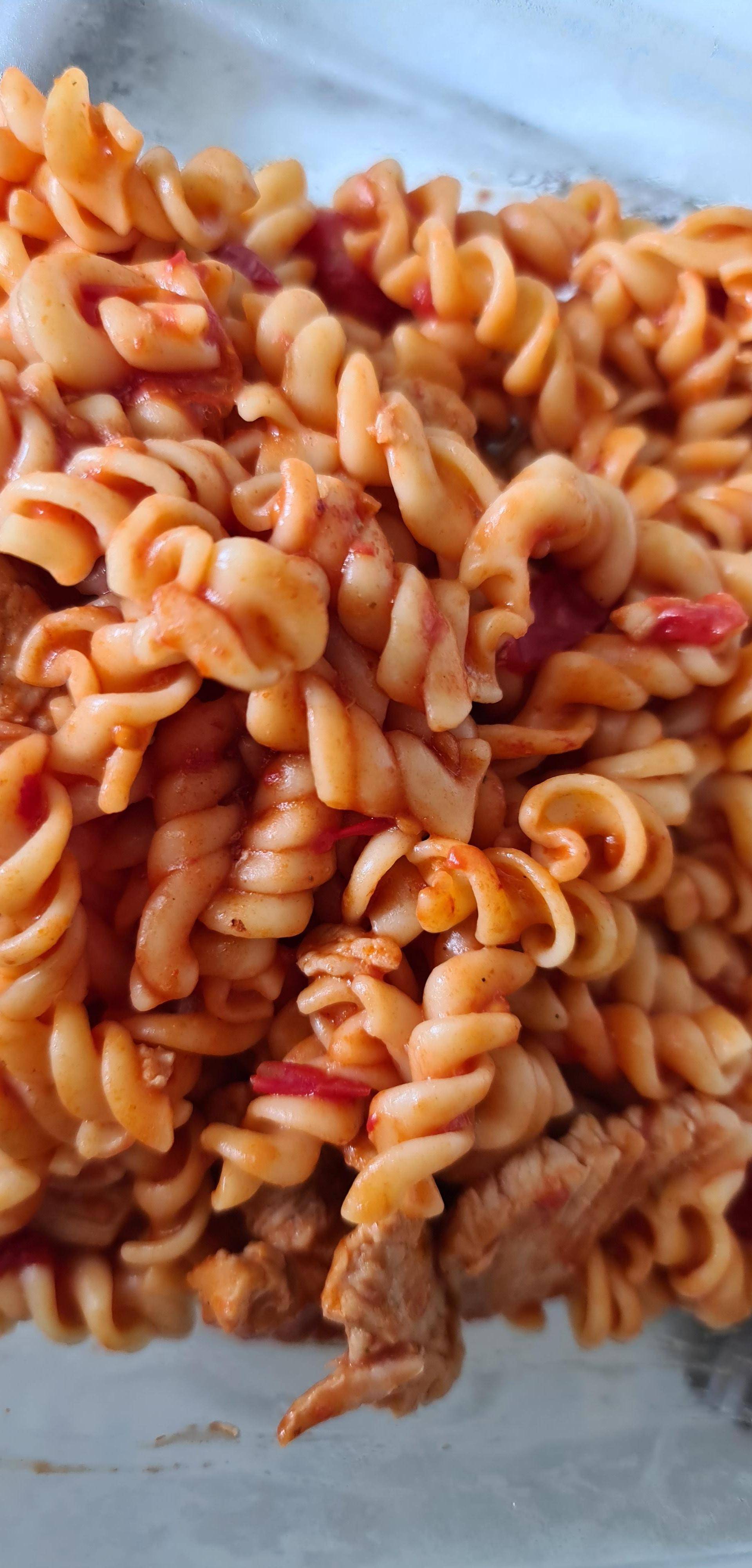 Dinde pâtes tomates cerise - Recette Cookeo | Moulinex