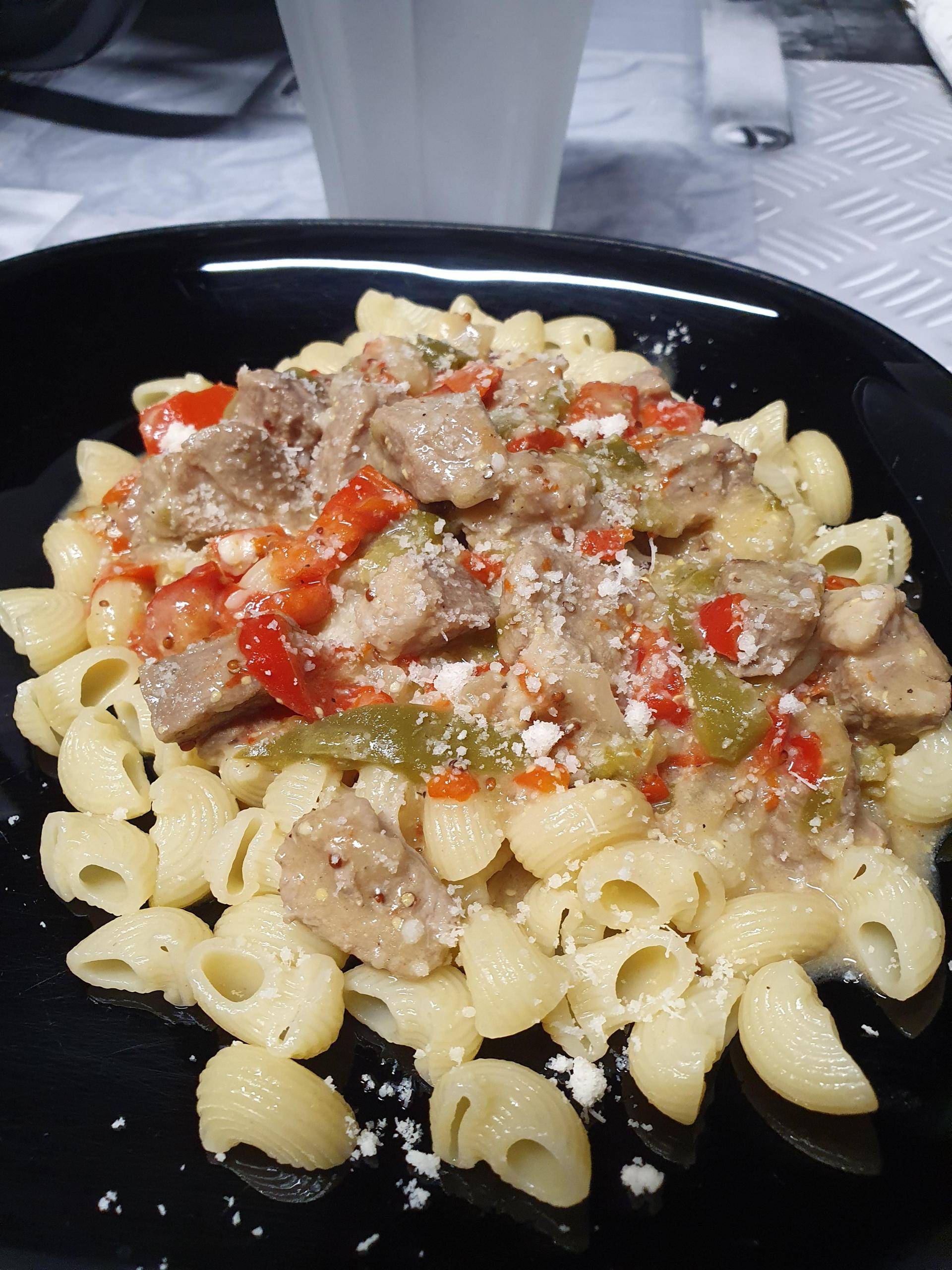 Porc aux poivrons et moutarde à l'ancienne - Recette Cookeo | Moulinex