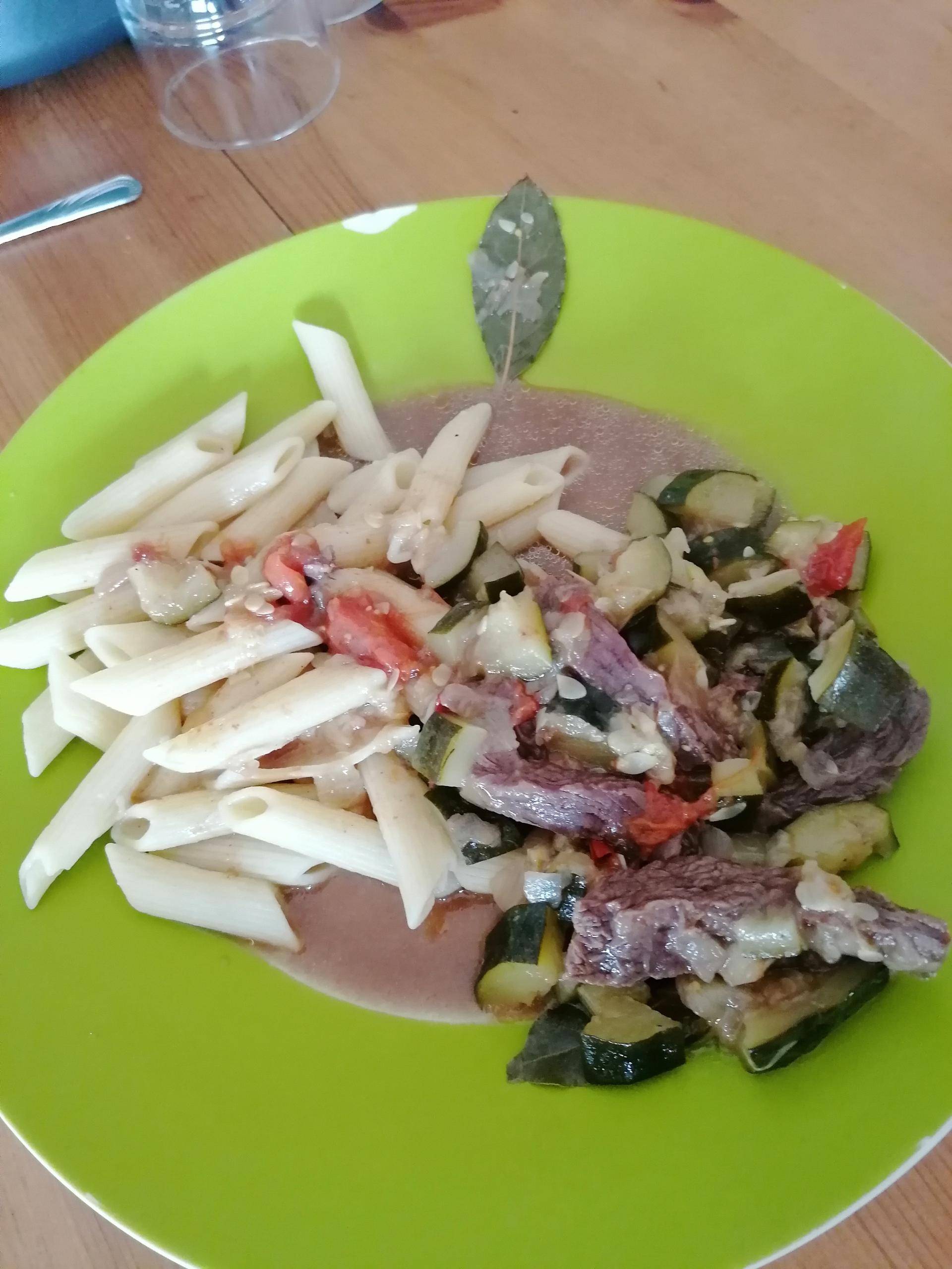 Hampe aux légumes et aux pâtes - Recepten Cookeo | Moulinex