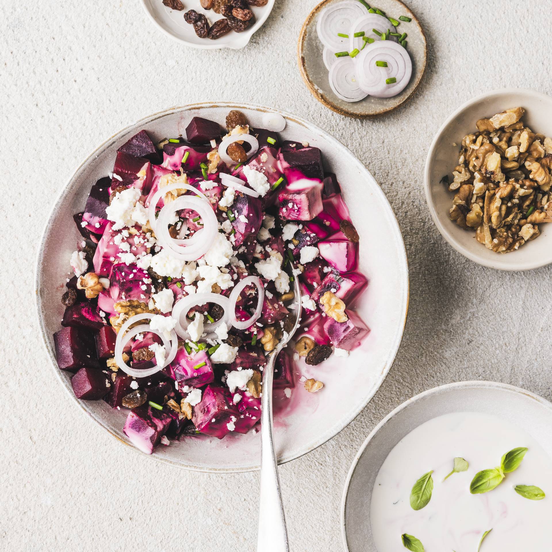 Salade de betterave vapeur, feta, noix et raisins secs - Recepten Cookeo 9in1 | Moulinex