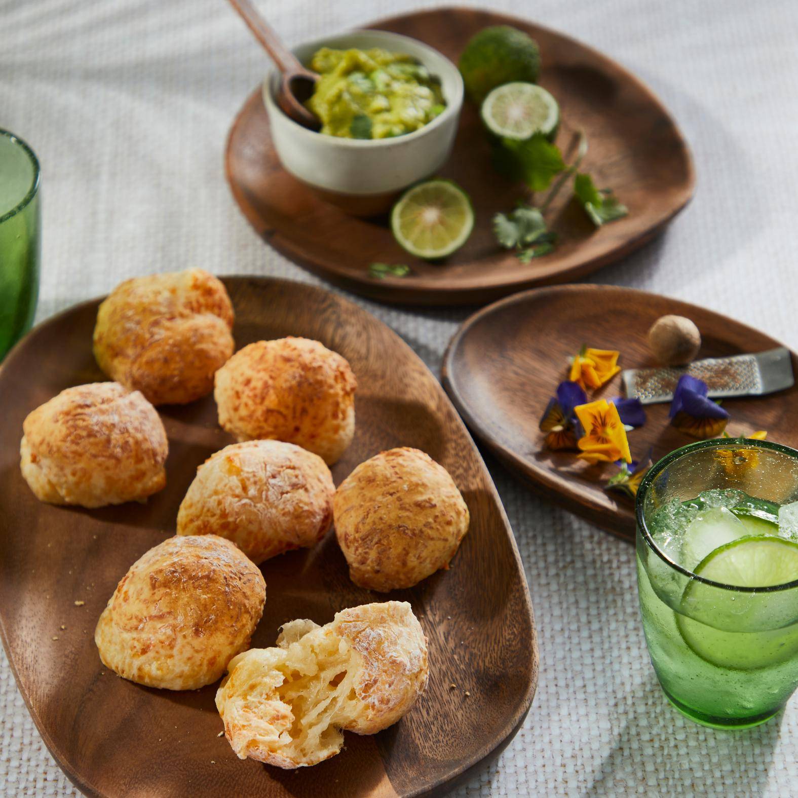 Pão de queijo (petits pains brésiliens au fromage) - Recepten EASY FRY & GRILL 2 in 1 MECHANICAL | Moulinex
