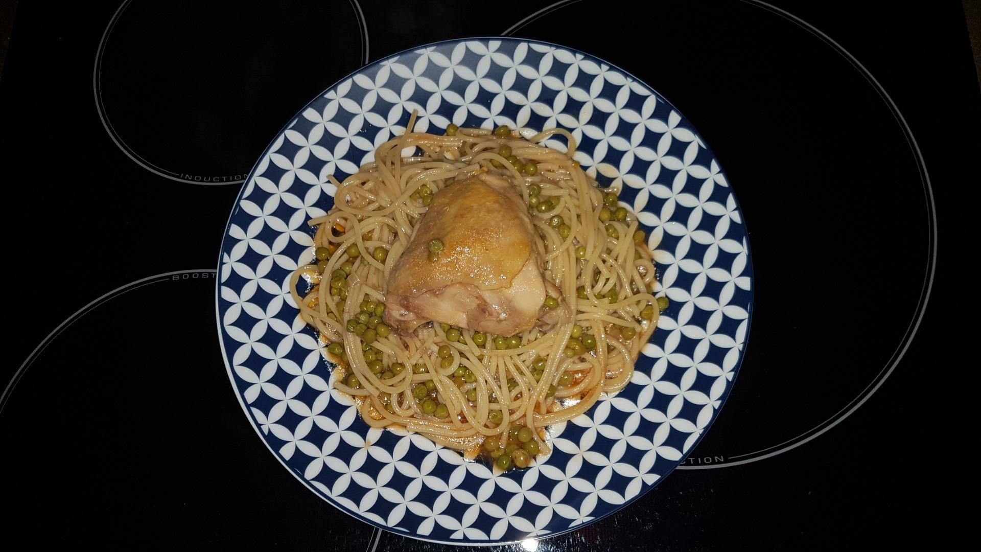 Poulet et spaghettis à la tomate - Recepten Cookeo | Moulinex