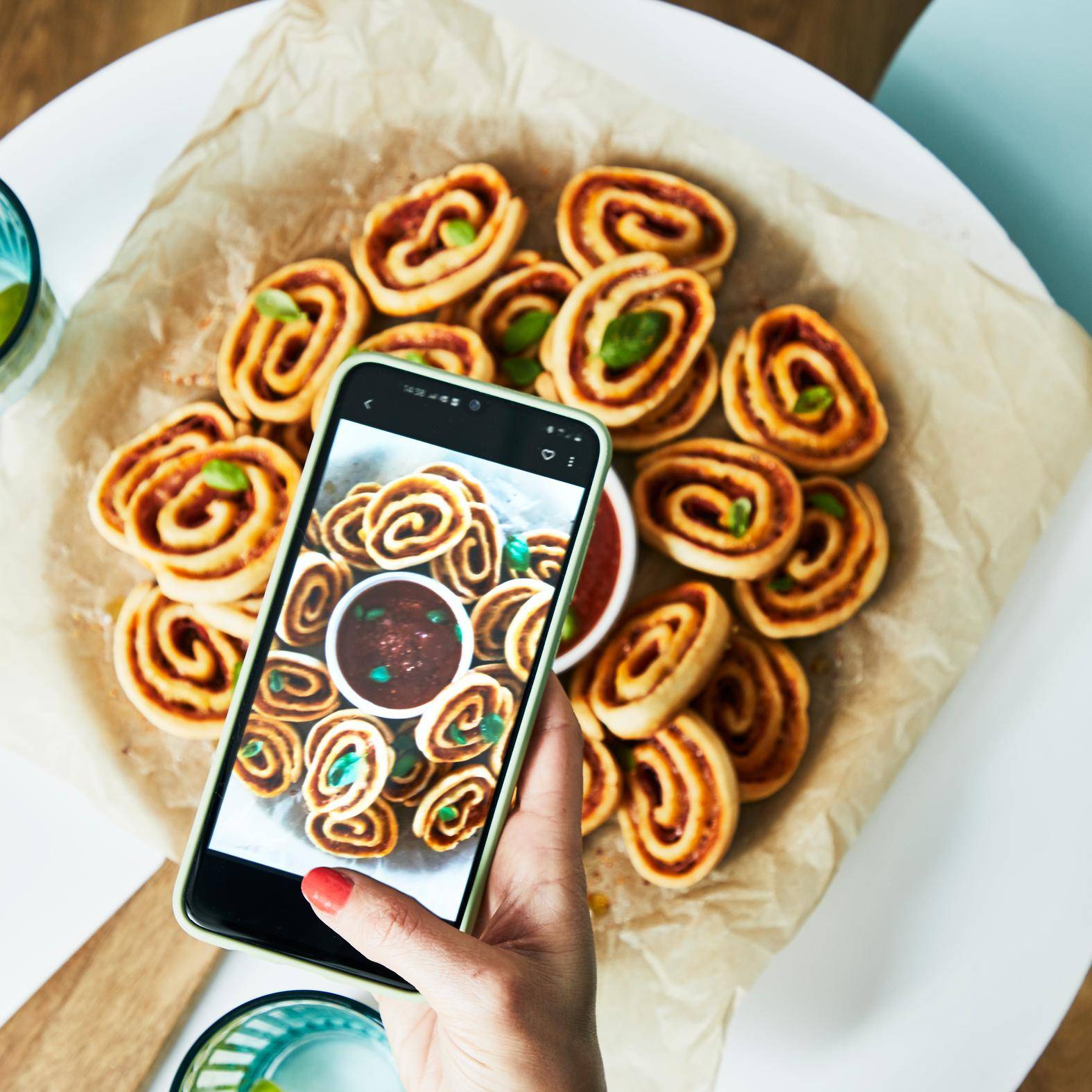 Mini pizzas roulées au jambon - Recepten Cook'in One | Moulinex