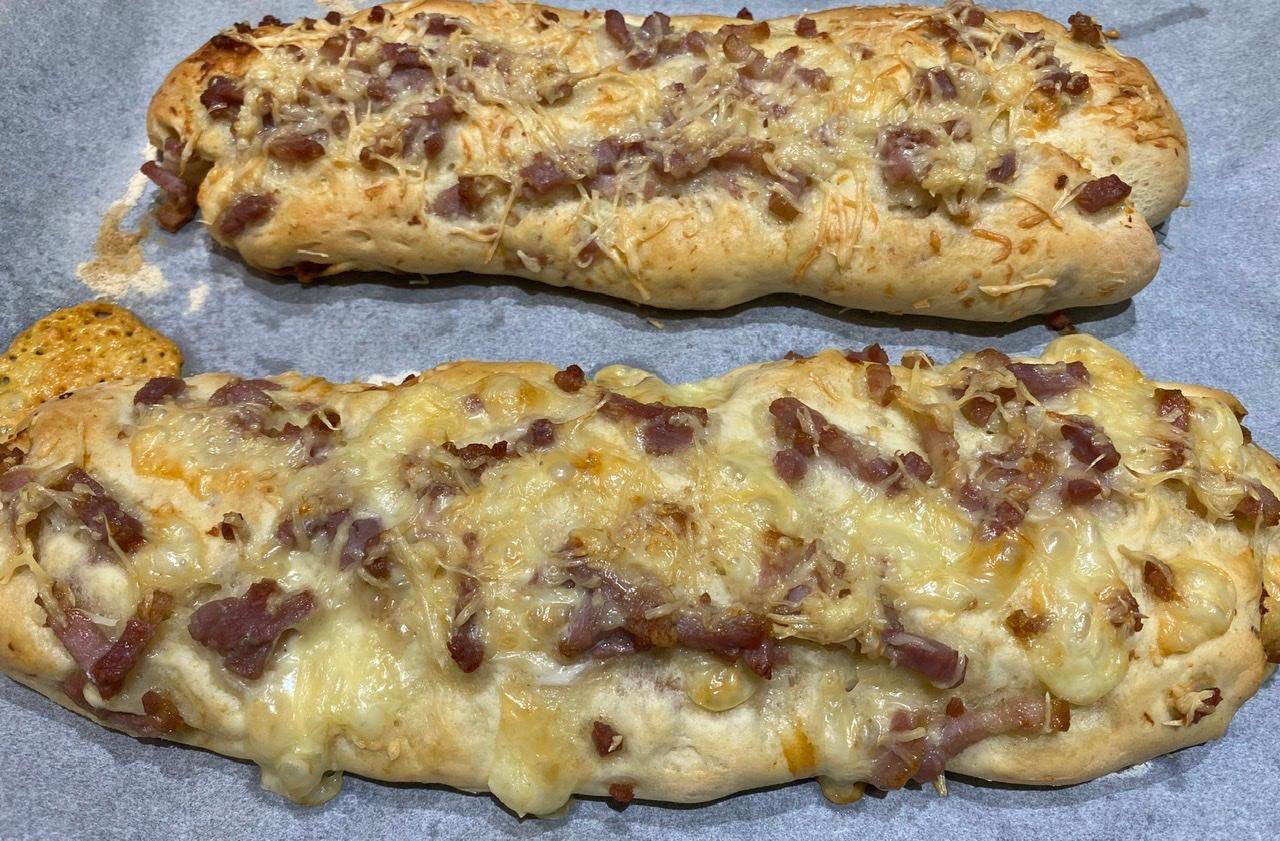 Baguette lardons emmental - Recette Companion | Moulinex