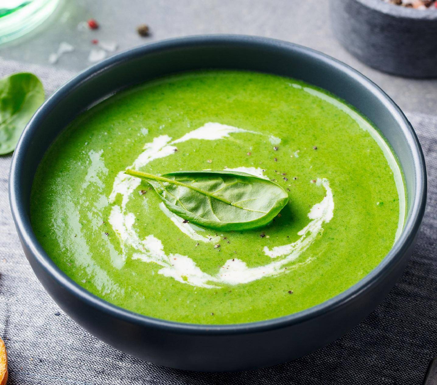 Crème de courgettes au basilic, quenelle de ricotta - Recepten Companion | Moulinex