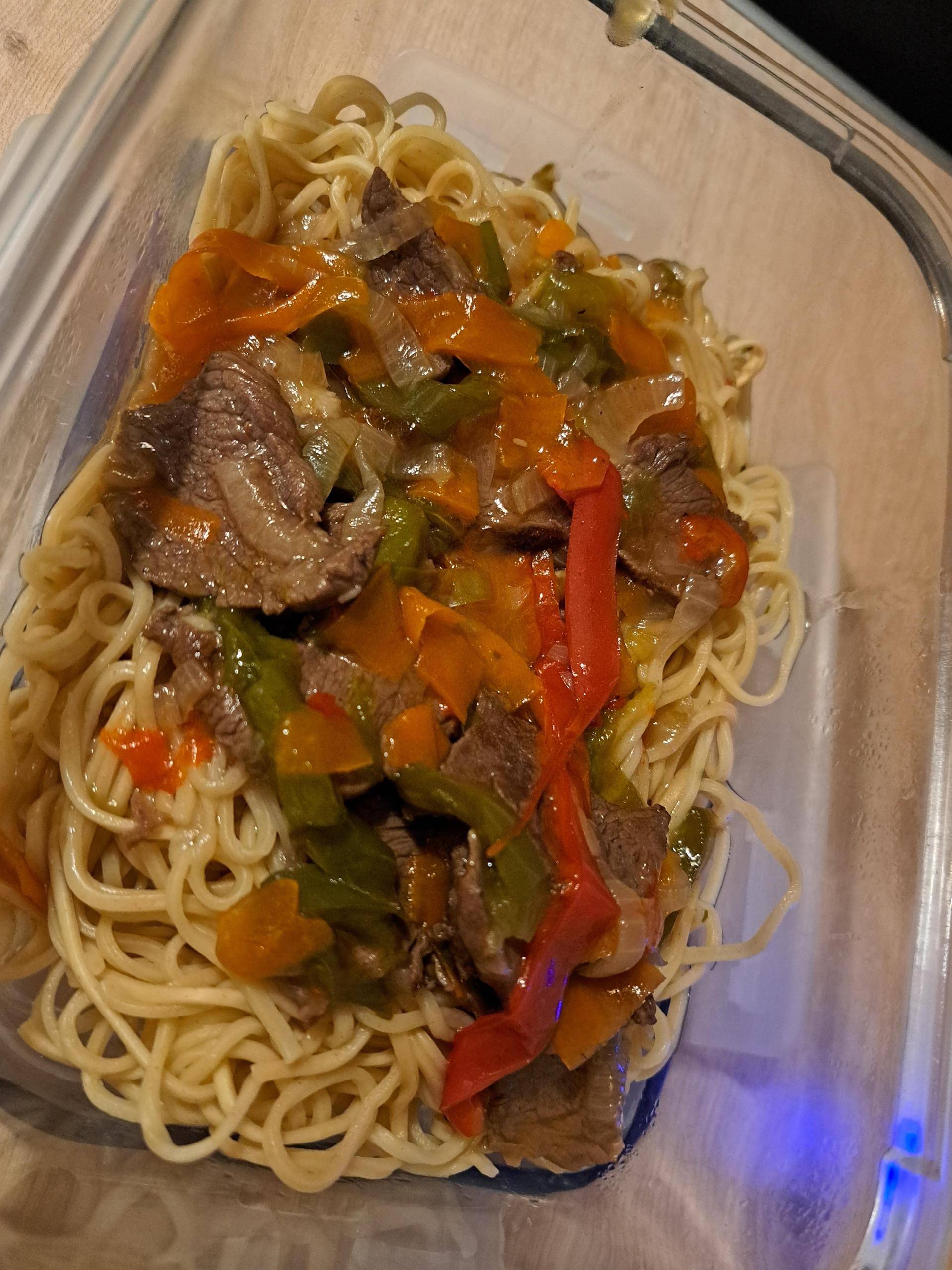 Émincés de boeuf aux poivrons et carottes - Recepten Cookeo | Moulinex