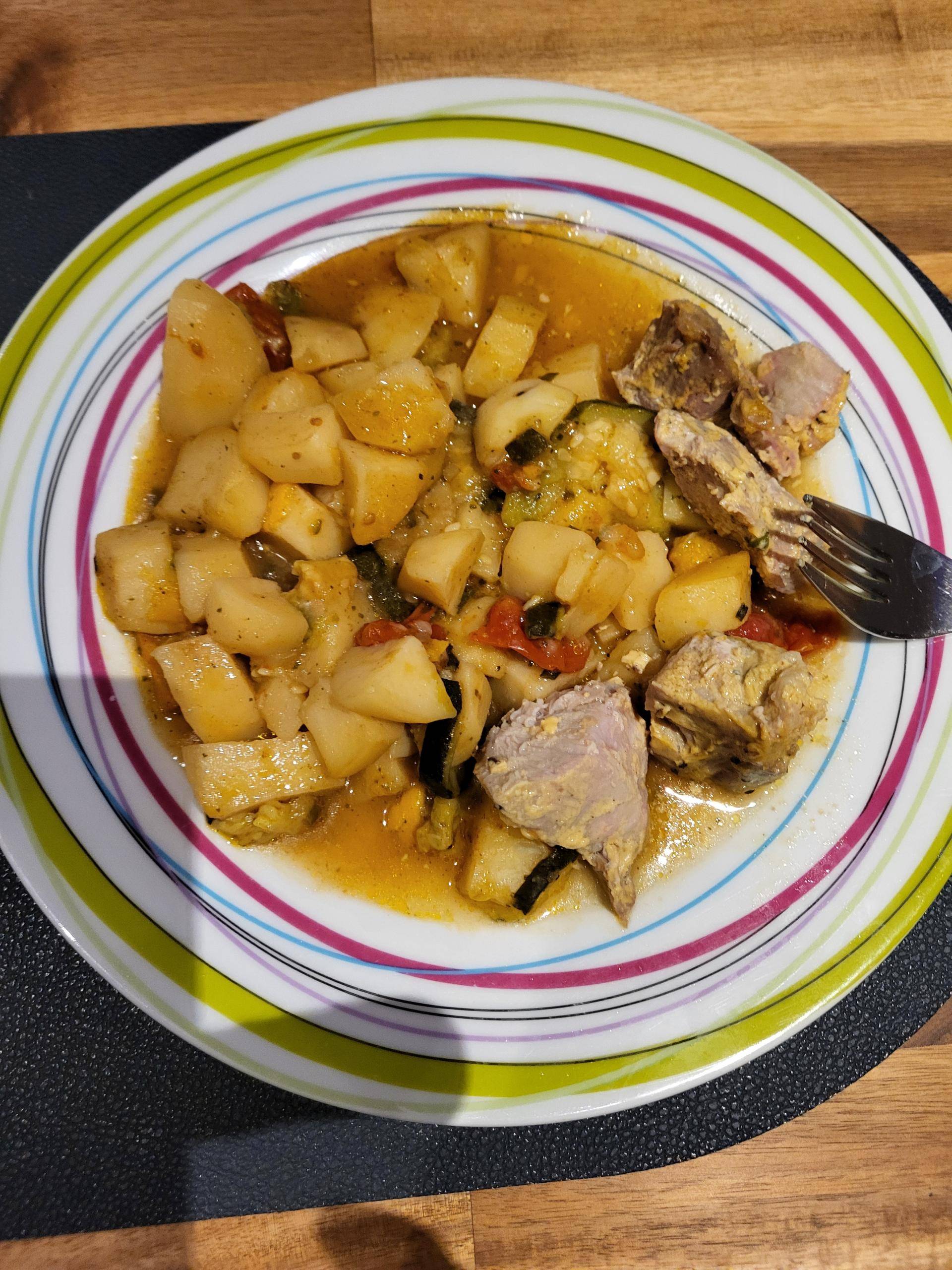 Sauté de porc sur feuille sulfurisé - Recette Cookeo V3 | Moulinex