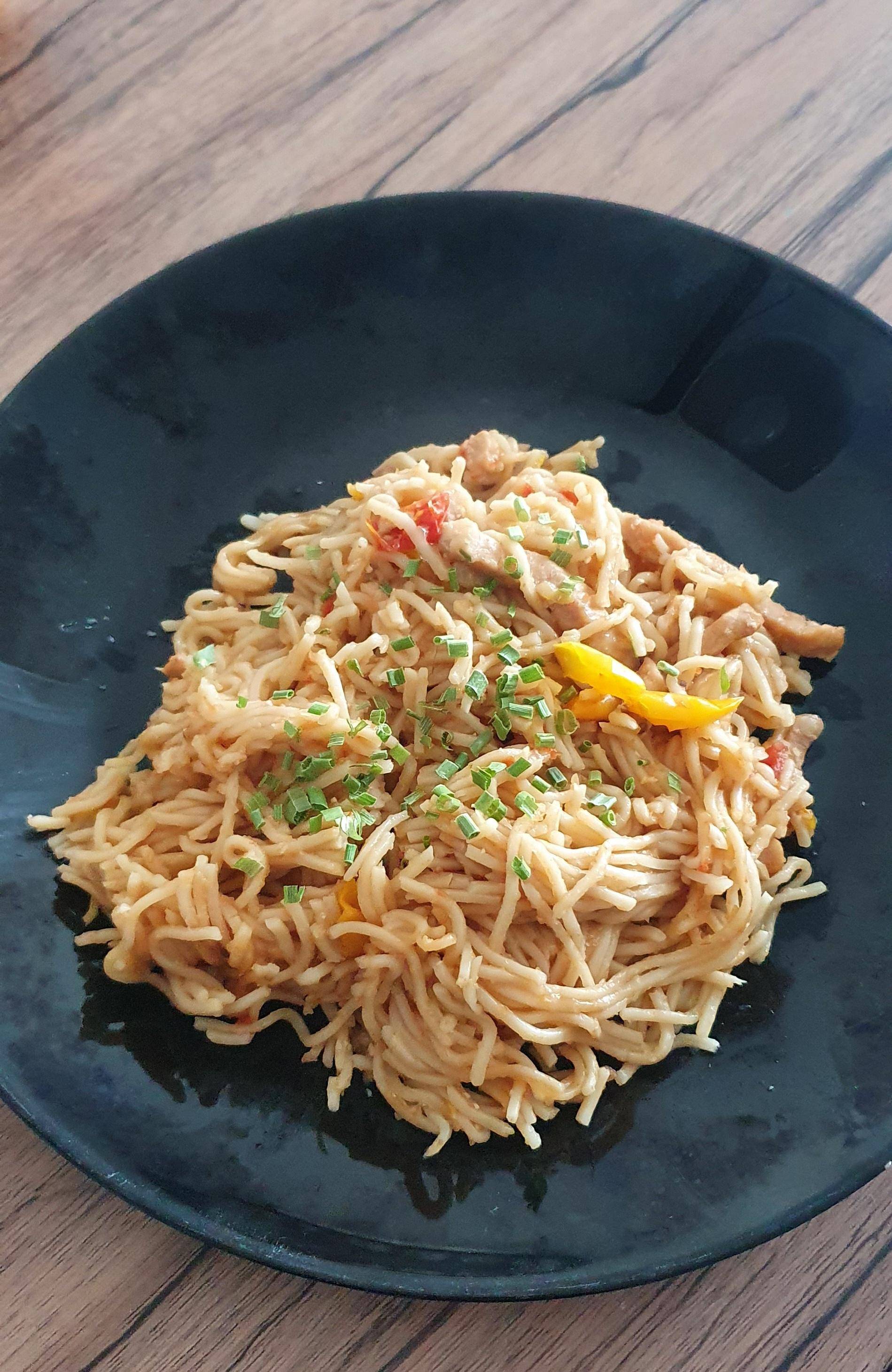 Emince de porc aux nouilles chinoises - Recepten Cookeo | Moulinex