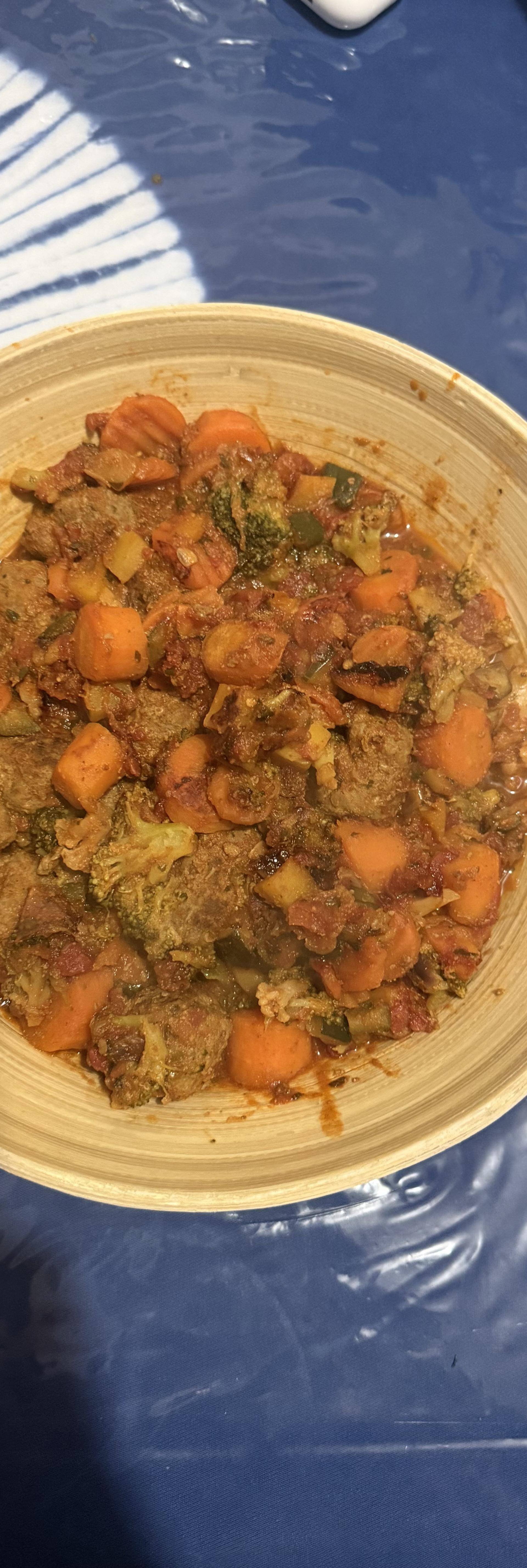 Boulettes de viande, carottes et légumes surgelés - Recette Cookeo V3 | Moulinex