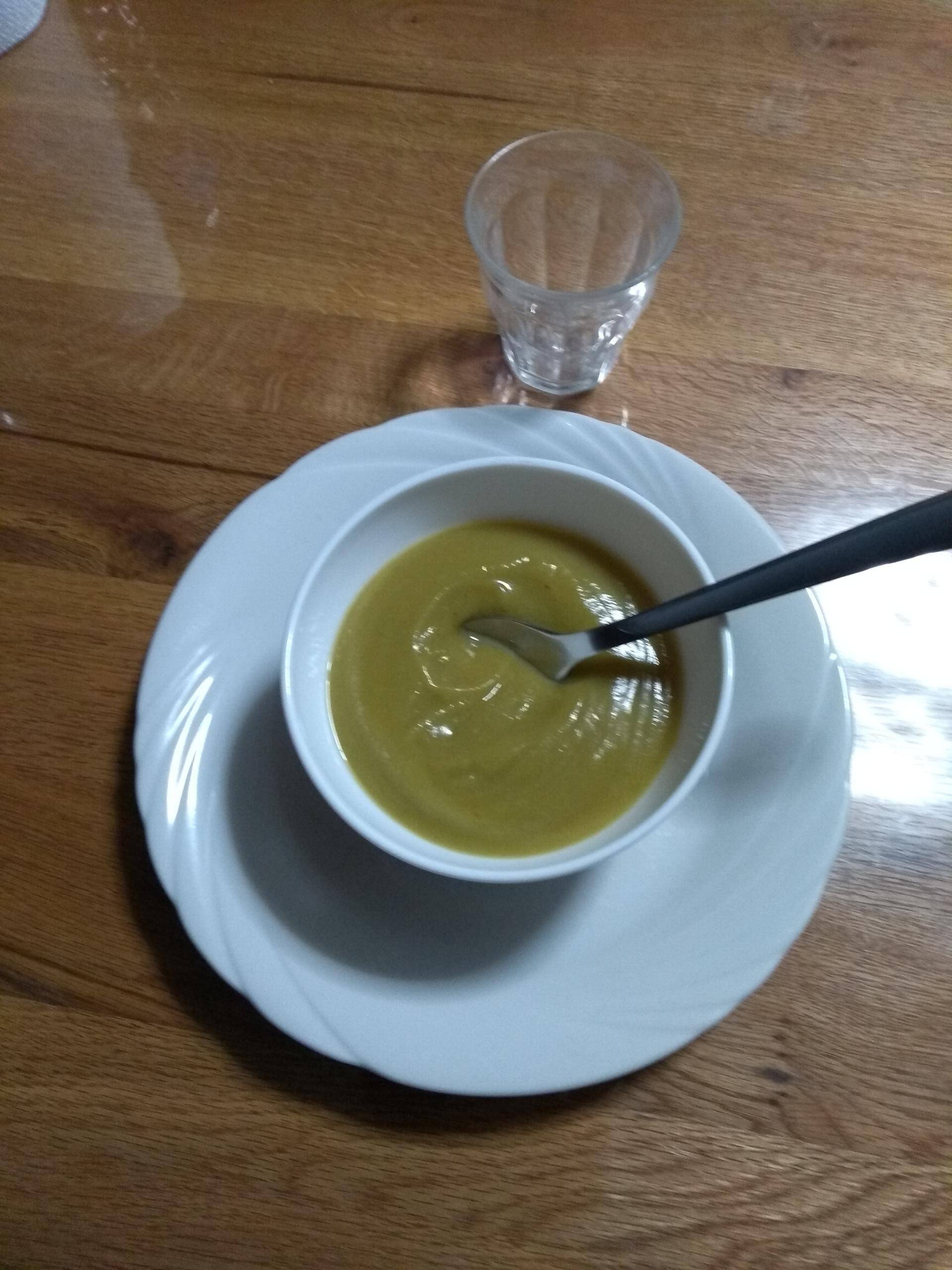 Soupe brocolis panais - Recepten Cookeo | Moulinex
