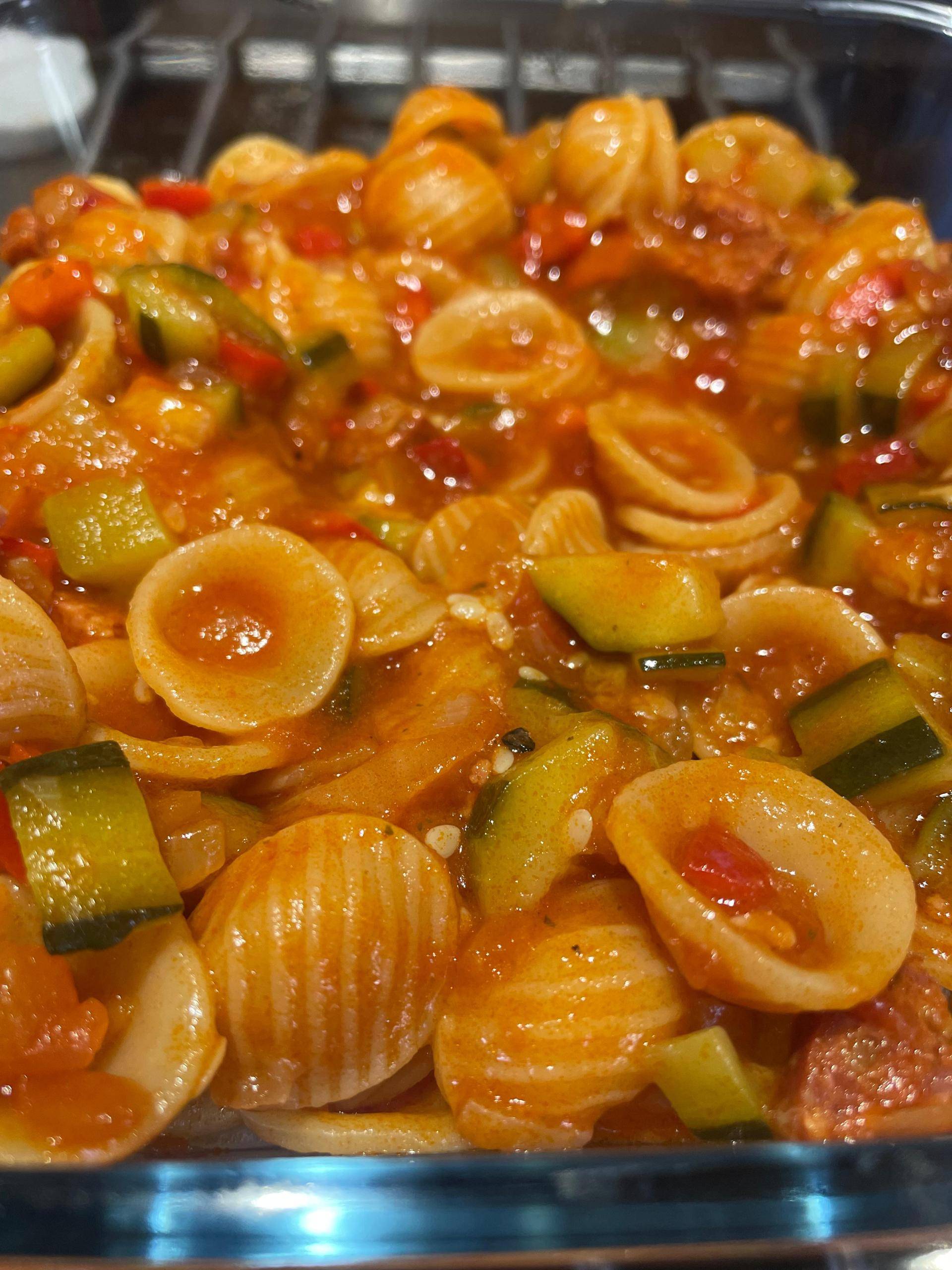 Pâtes aux courgettes, poivrons et chorizo - Recepten Cookeo | Moulinex