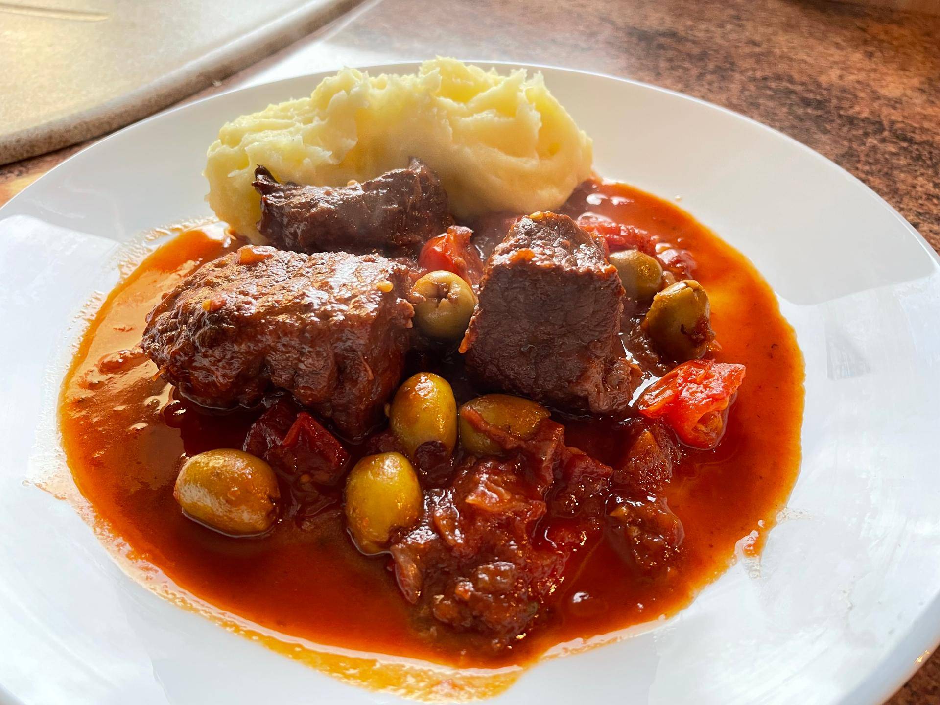 MIJOTÉ DE BŒUF AUX TOMATES ET OLIVES - Recette Cookeo | Moulinex