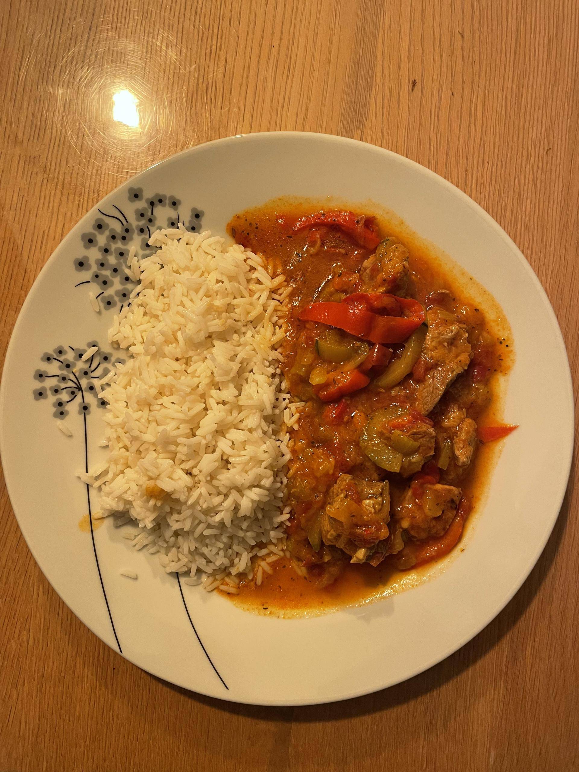 Sauté de porc poivron courgettes tomate - Recette Cookeo | Moulinex