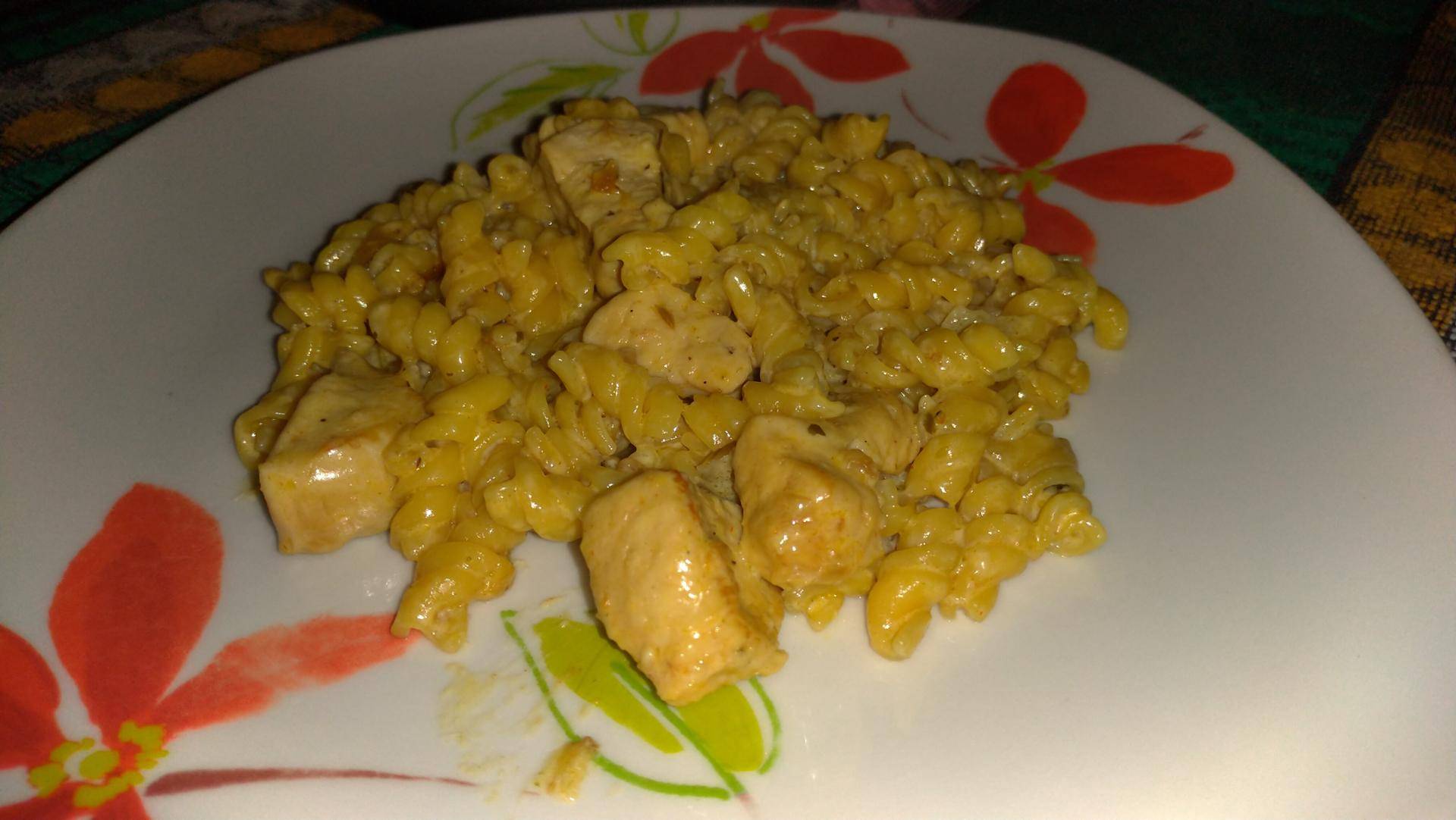 Poulet au épices douces et pâte - Recepten Cookeo | Moulinex
