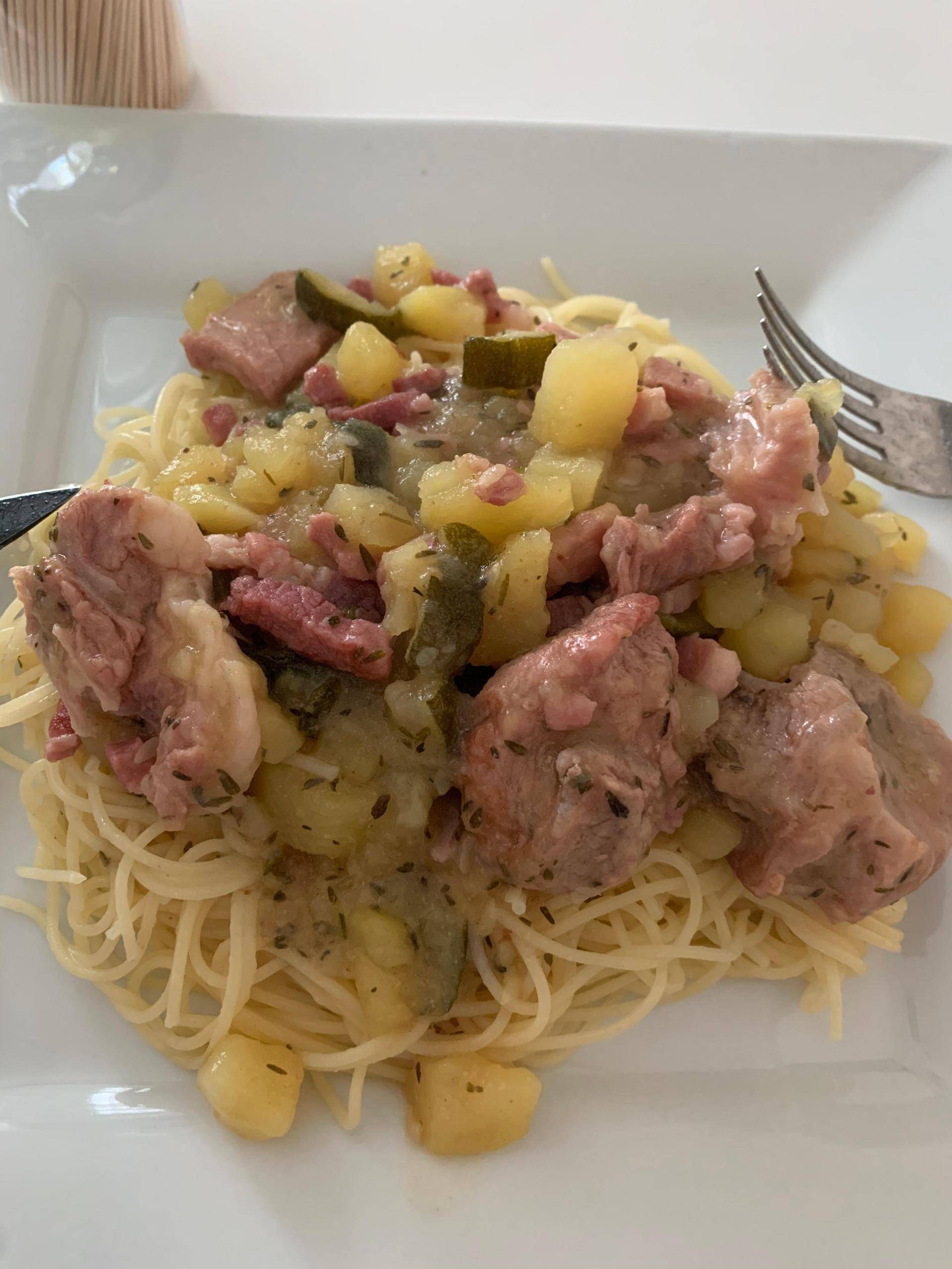 Sauté de veau au courgette et patates - Recette Cookeo | Moulinex