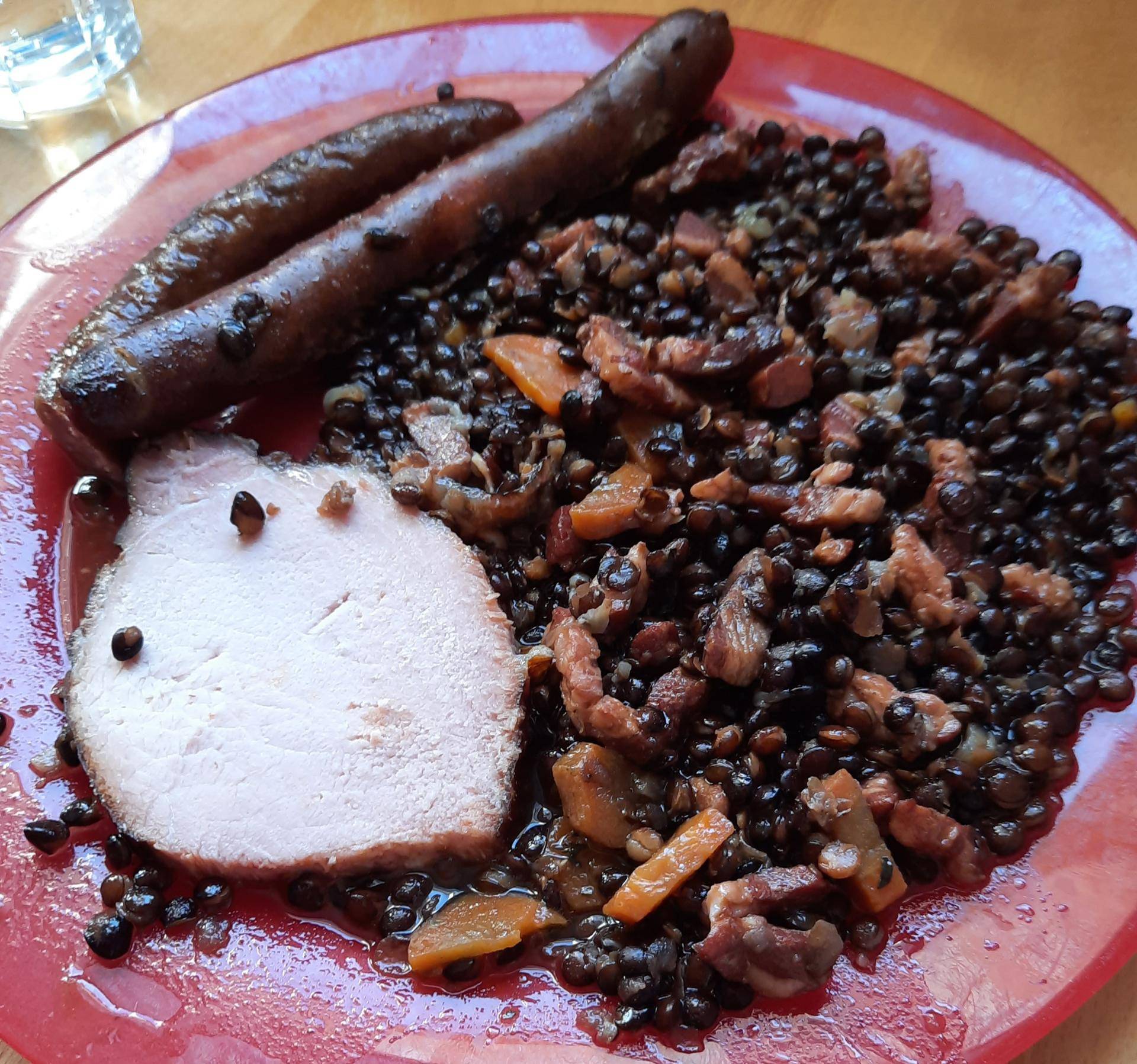 Lentilles aux saucisses et carré - Recette Cookeo V3 | Moulinex