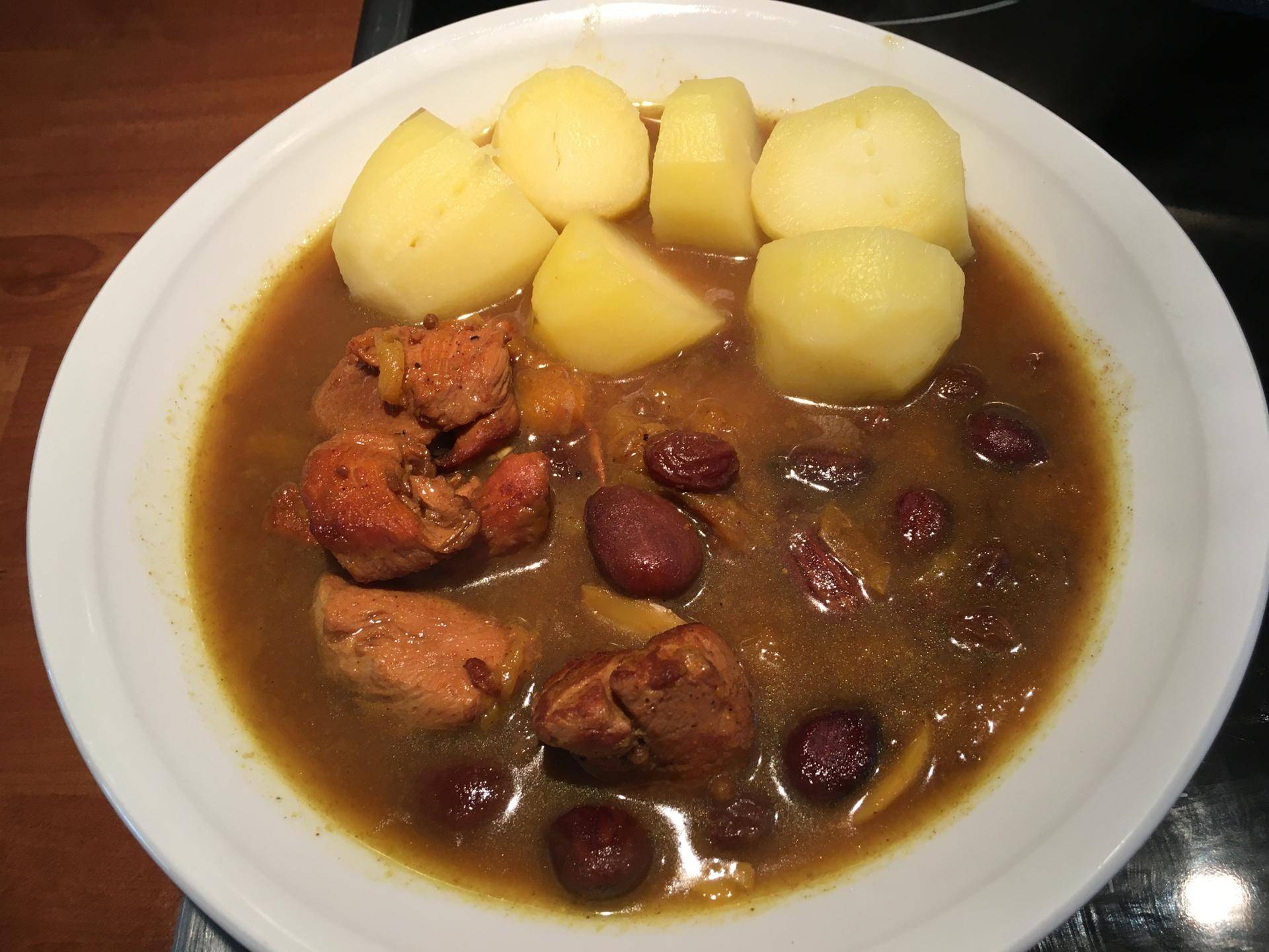 Tajine de poulet aux abricots, amandes et raisins secs - Recepten Cookeo | Moulinex