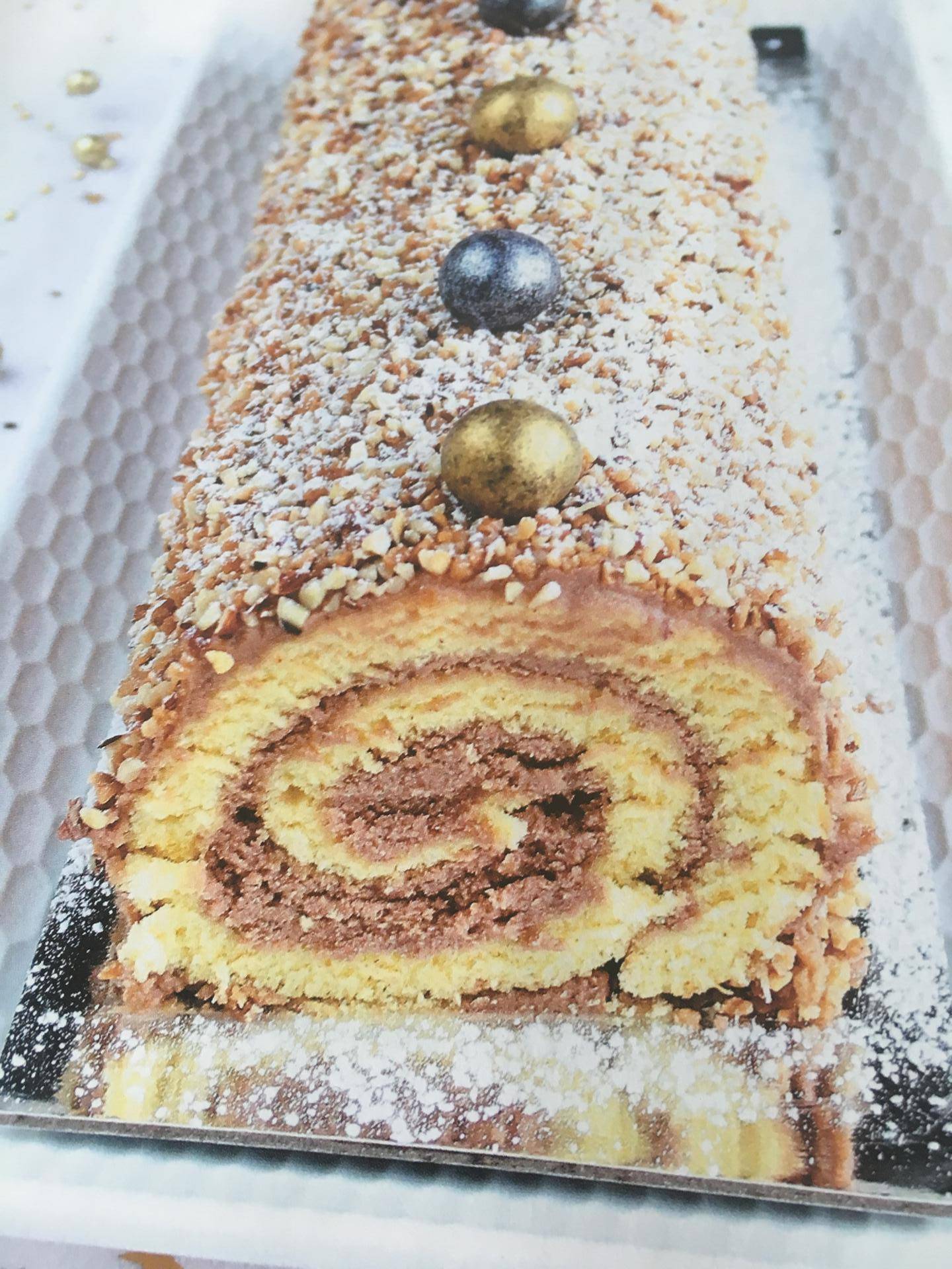 Bûche à la mousse praliné - Recepten Companion Connect | Moulinex