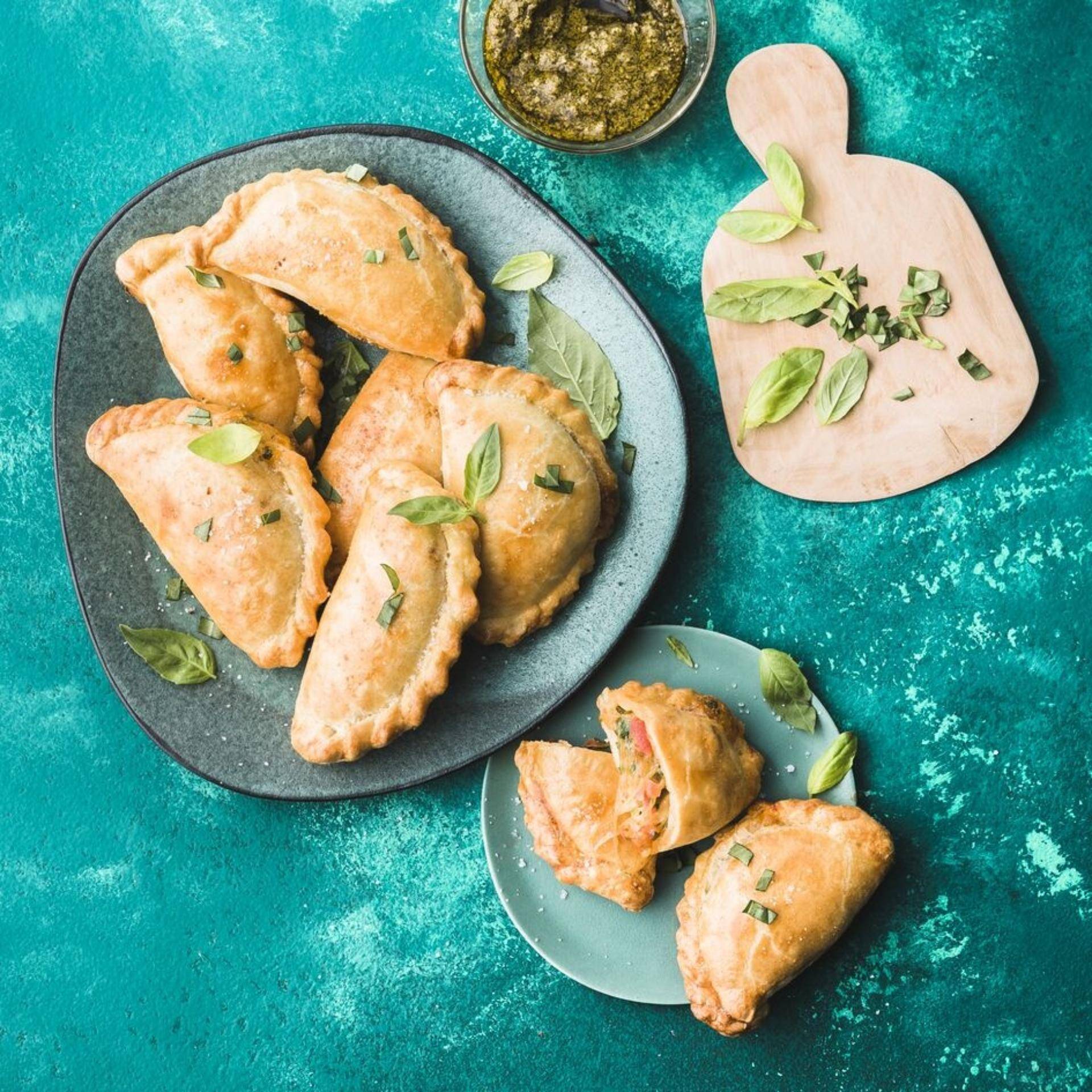 Empanadas aubergine, porc, sauce chimichurri - Recette Easy Fry Mega | Moulinex