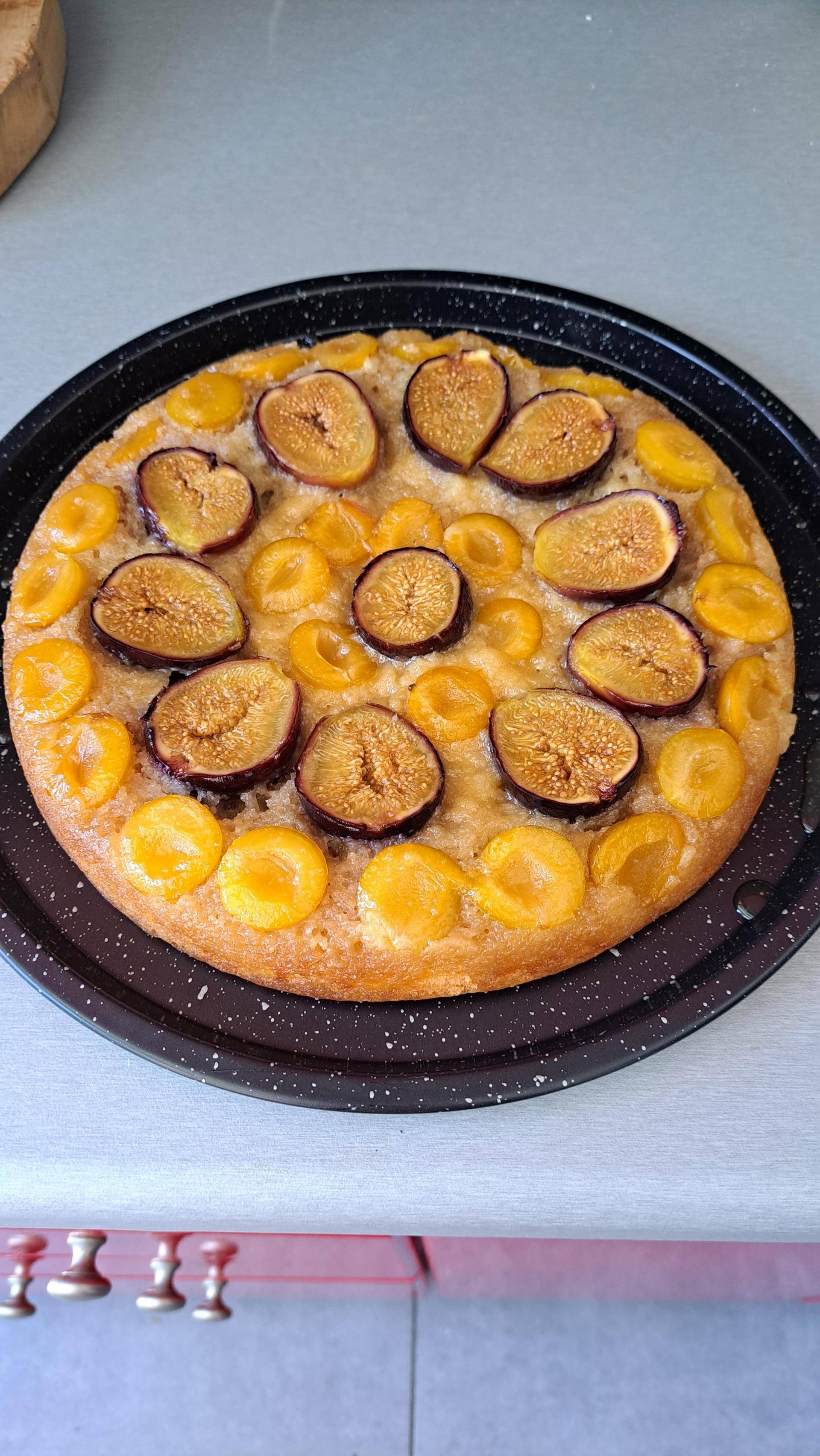 Gâteau renversé aux fruits de saison - Recepten Companion Connect XL | Moulinex