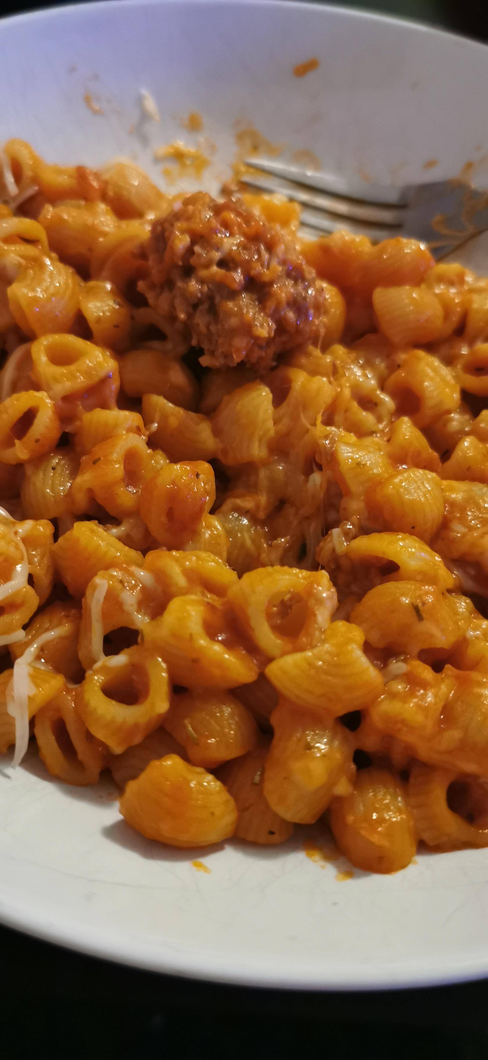 Pâtes au boulettes de bœuf et à la sauce tomate - Recette Cookeo | Moulinex