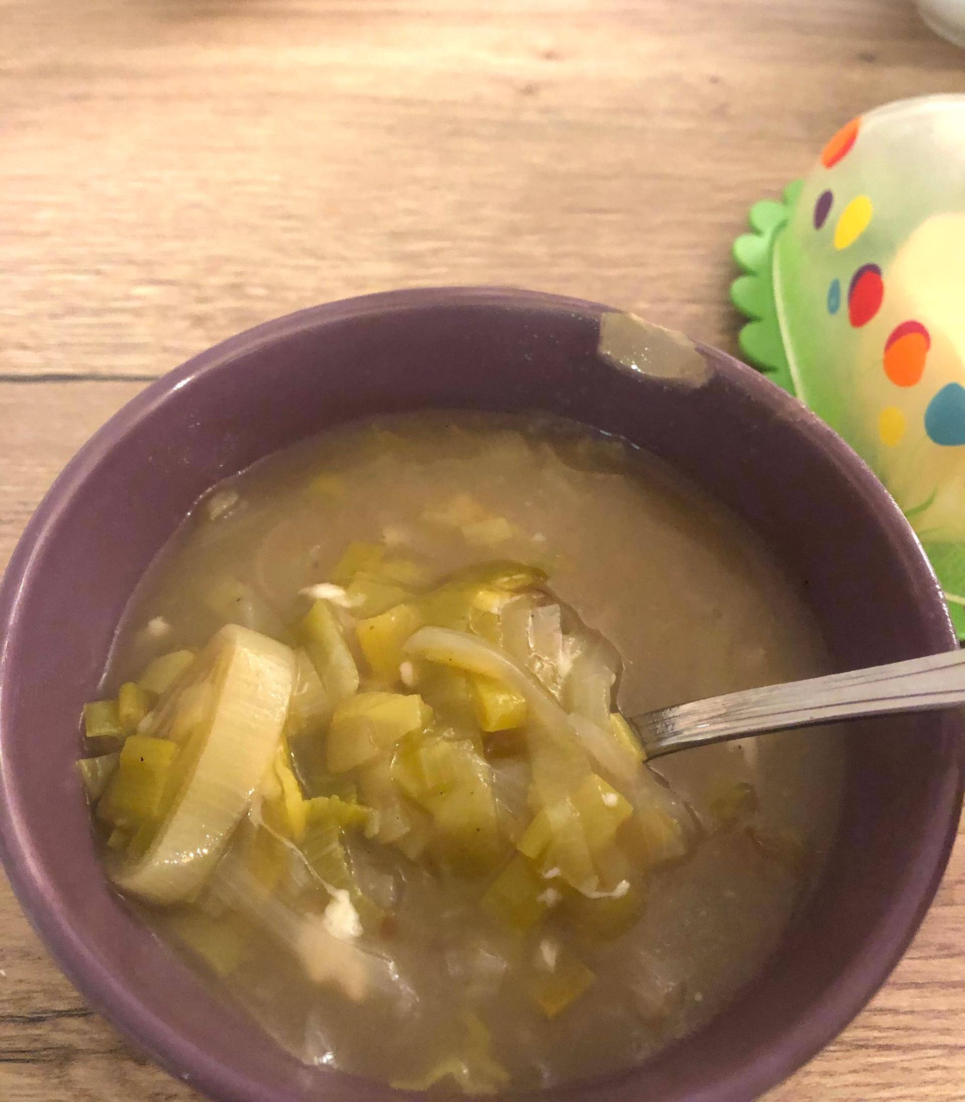 Soupe poireaux & oignons (façon soupe à l’oignon) - Recette Cookeo | Moulinex