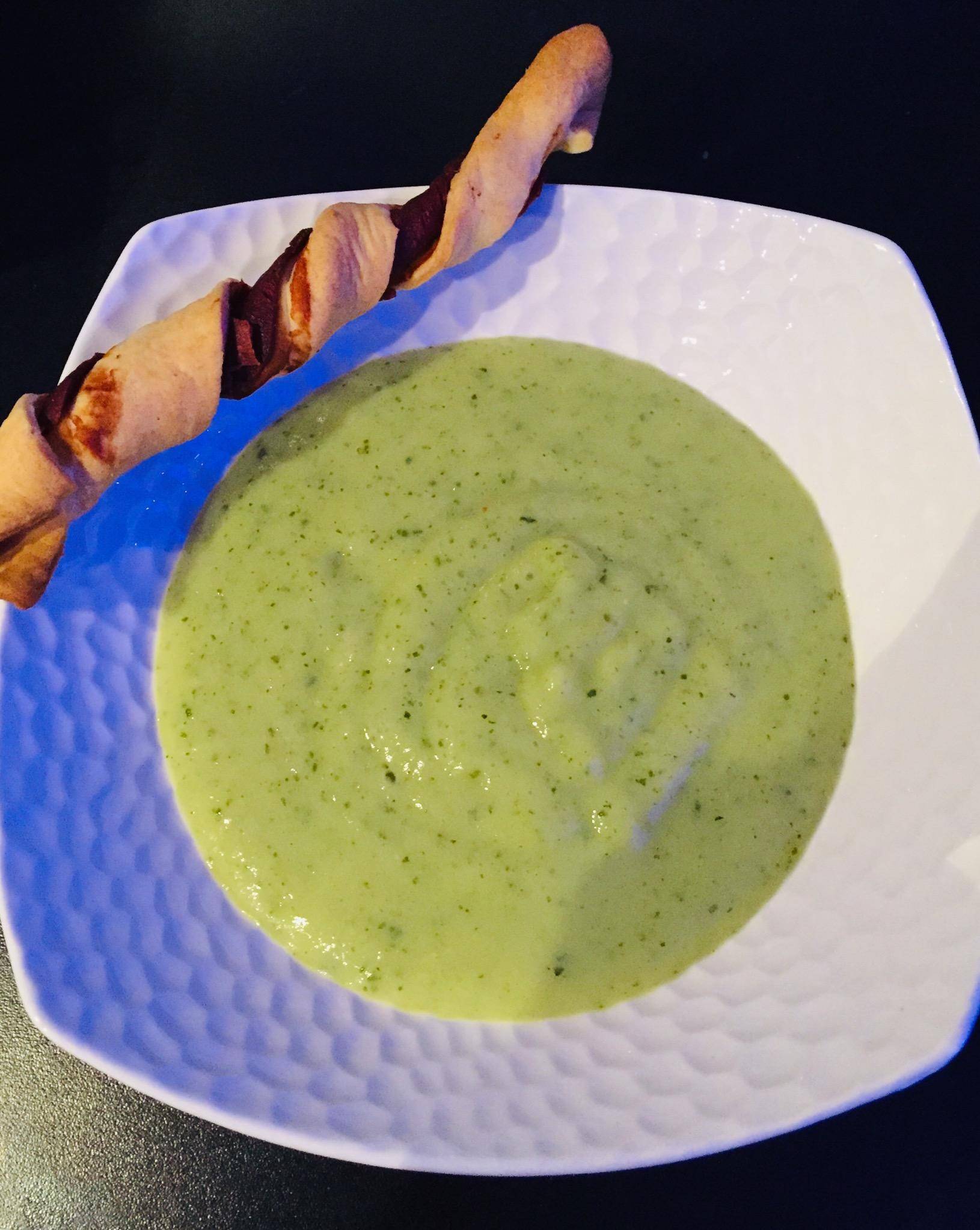 SOUPE DE COURGETTE AU KIRI - Recepten Cookeo | Moulinex